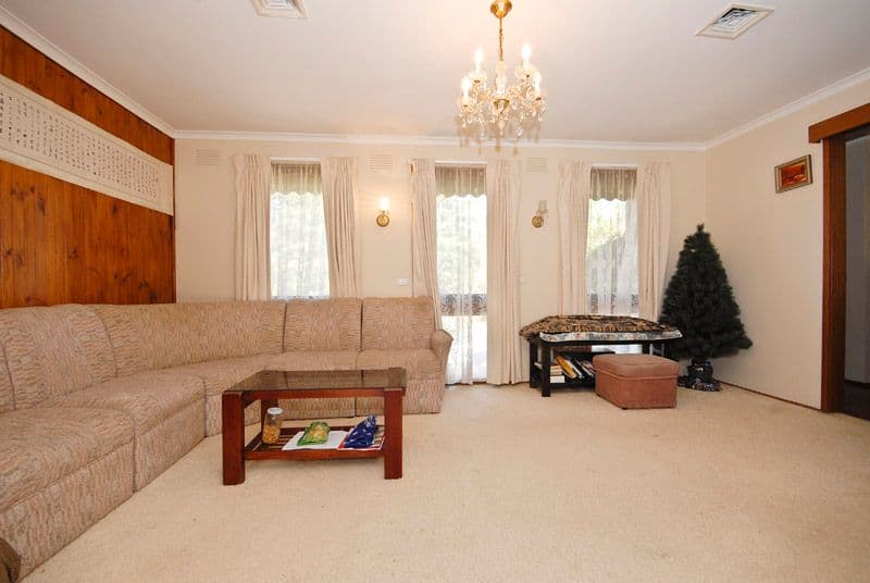 10 Malcolm Court, MOOROOLBARK VIC 3138, Mooroolbark - Thumbnail 3