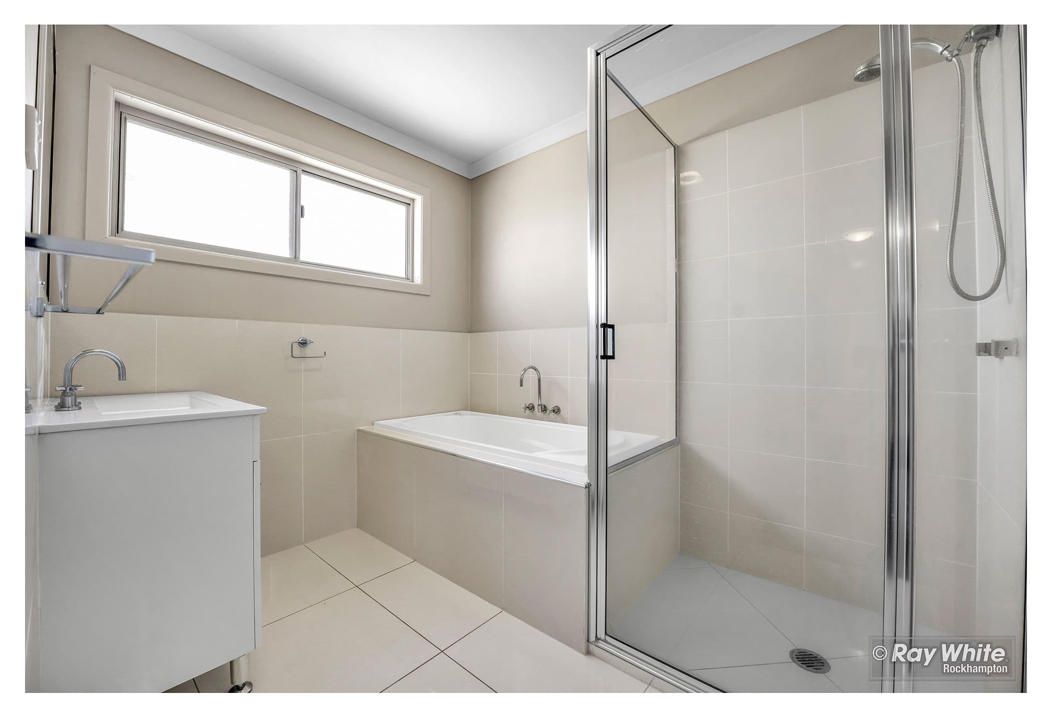 10 Maree Crescent, Gracemere QLD 4702, Gracemere - Thumbnail 8