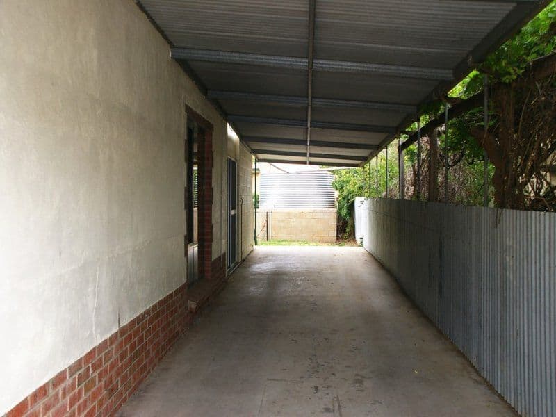 54 Thirteenth Street, RENMARK SA 5341, Renmark - Thumbnail 8