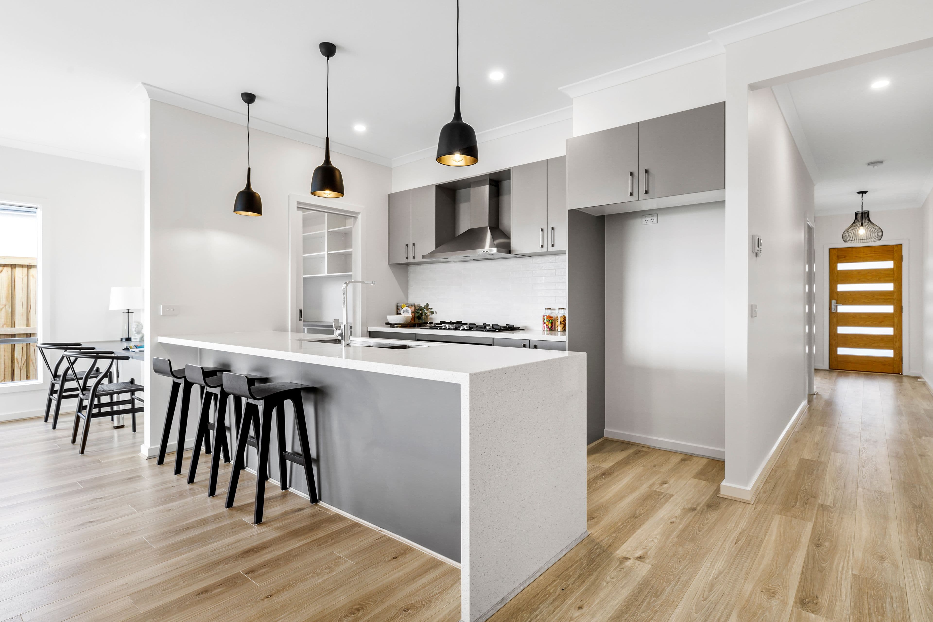 13 Ridgeview Court, Sunbury VIC 3429, Sunbury - Thumbnail 2
