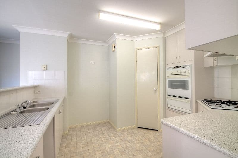 1 JONQUIL Circuit, FLINDERS VIEW QLD 4305, Flinders View - Thumbnail 3