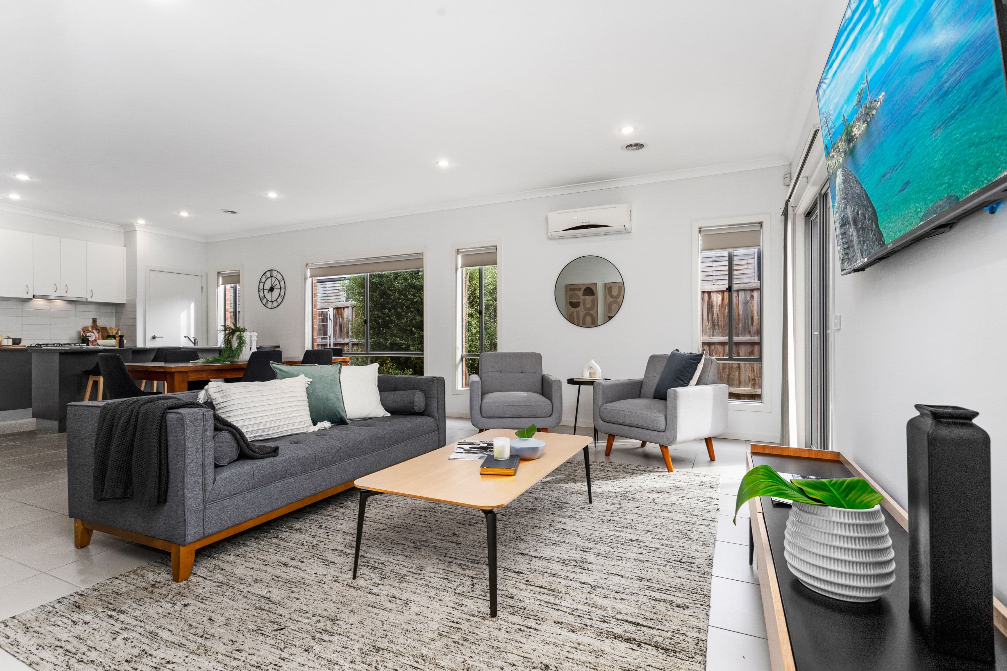 10 Umbria Road, Mernda VIC 3754, Mernda - Thumbnail 2