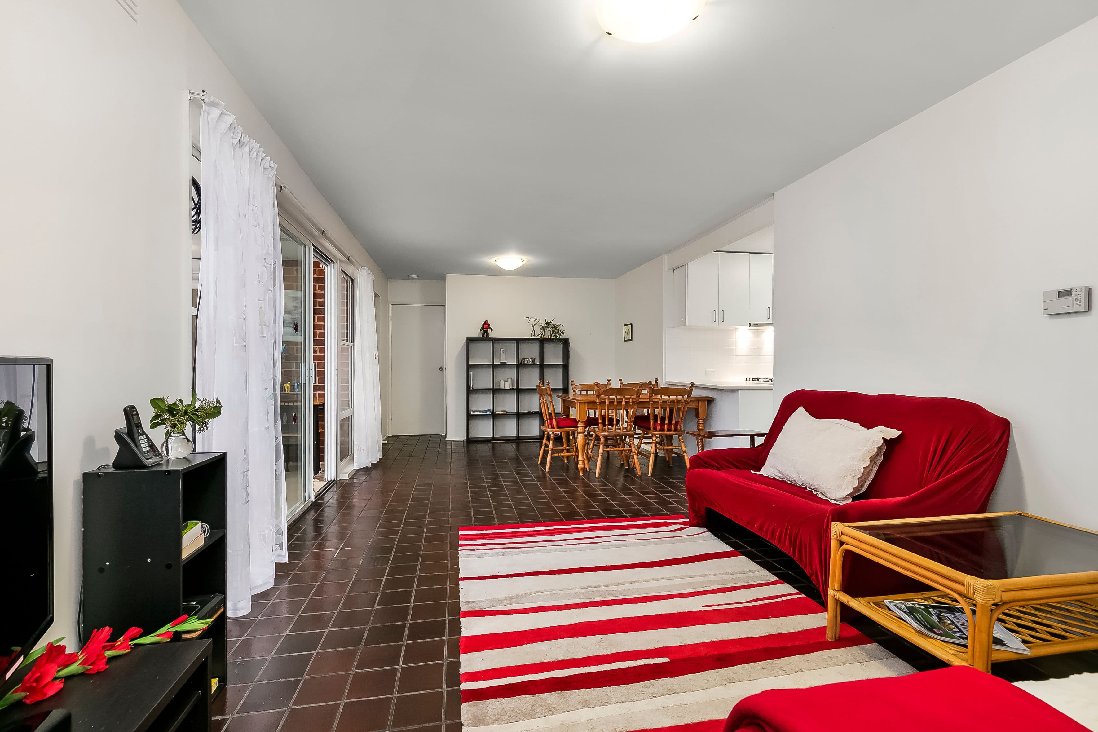 2 Coral Court, Glen Waverley VIC 3150, Glen Waverley - Thumbnail 2