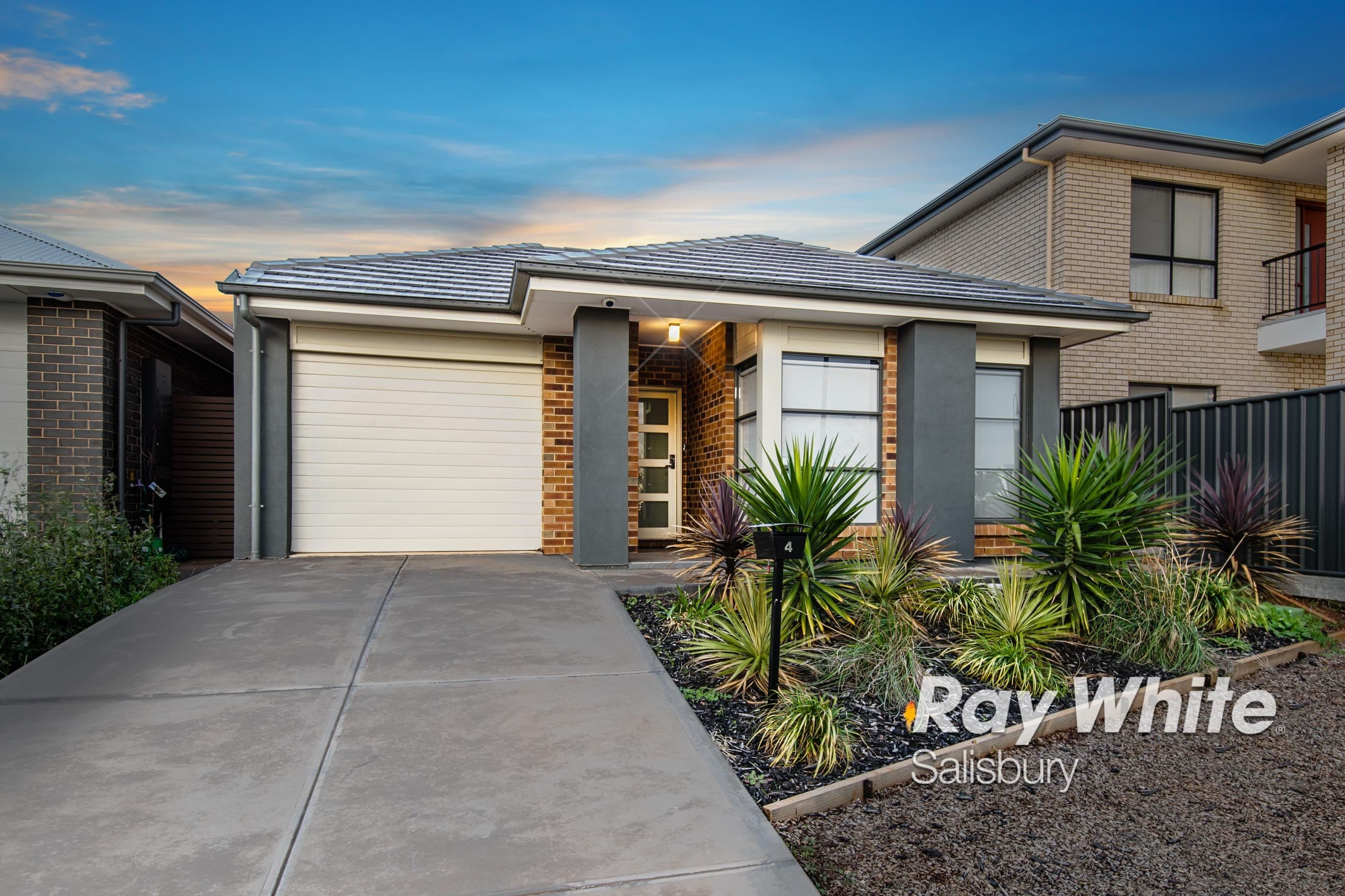 4 Burnlea Parade, Blakeview SA 5114, Blakeview - Image 1