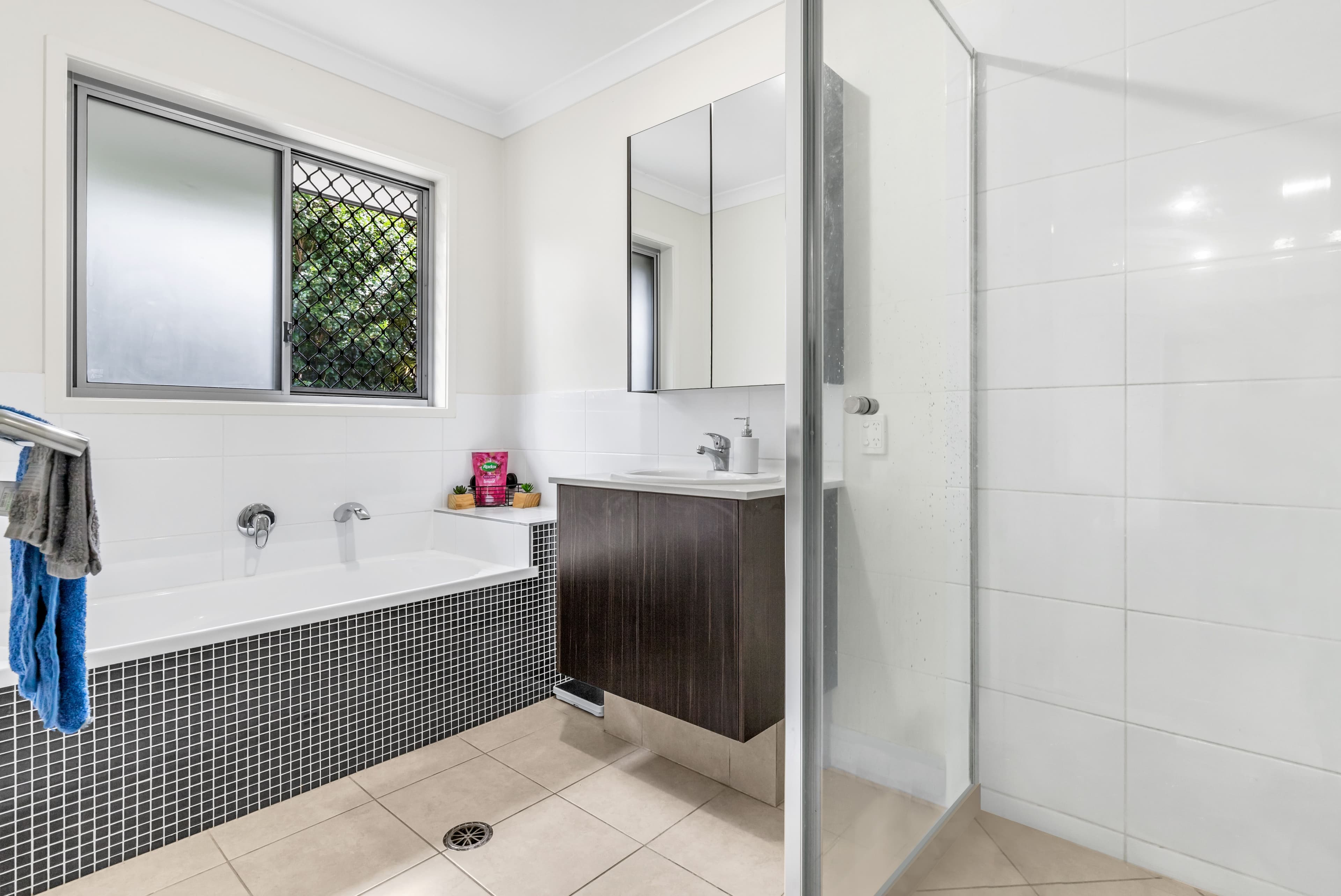 63 Waratah Crescent, Springfield Lakes QLD 4300, Springfield Lakes - Thumbnail 4