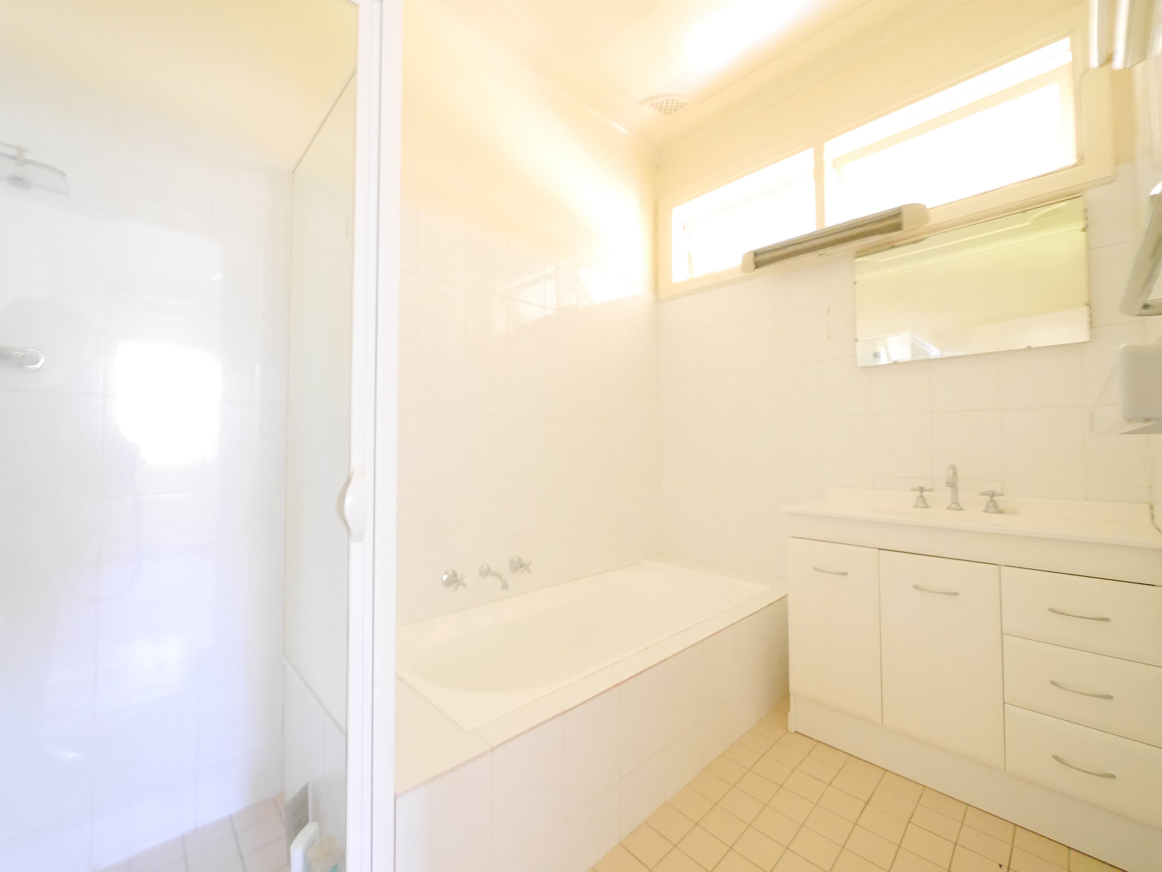 81 Macquarie Street, Cowra - Thumbnail 2