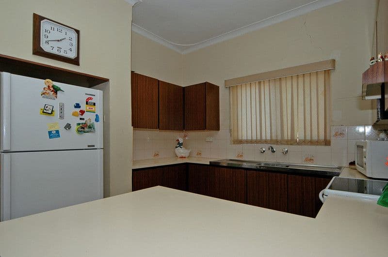 111 Anzac Terrace, BASSENDEAN WA 6054, Bassendean - Thumbnail 8
