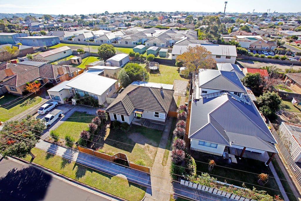 17 Dorothy Avenue, Belmont VIC 3216, Belmont - Thumbnail 2