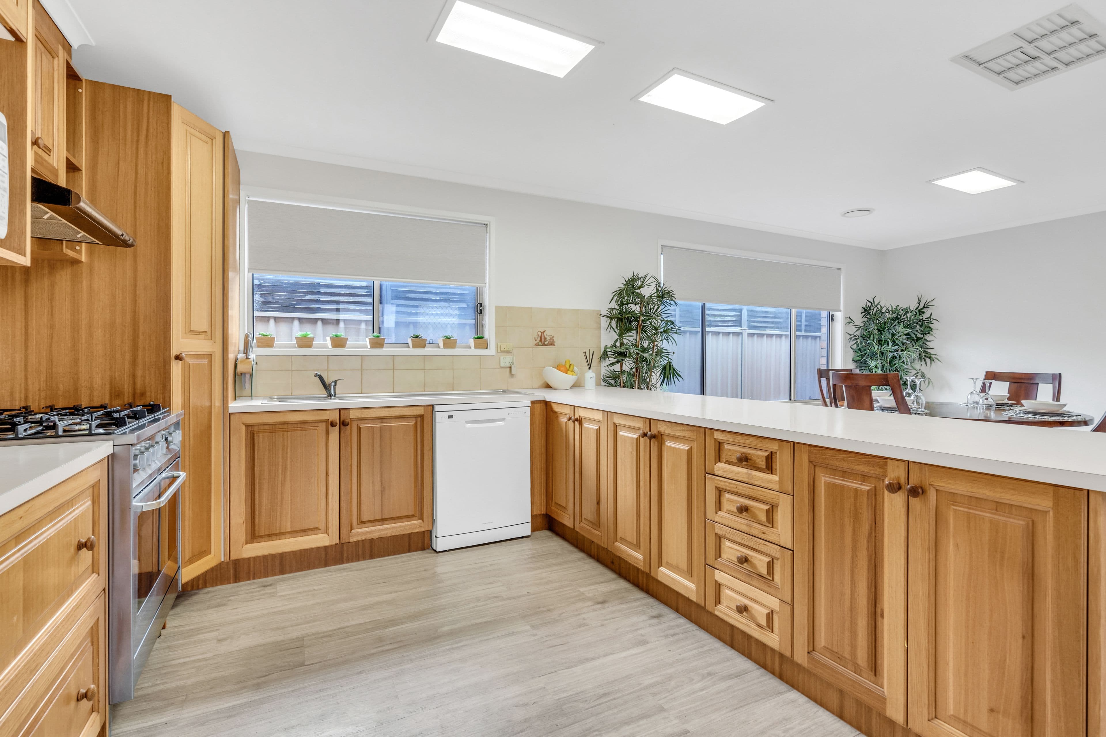 11 Verwood Court, Craigieburn VIC 3064, Craigieburn - Thumbnail 5