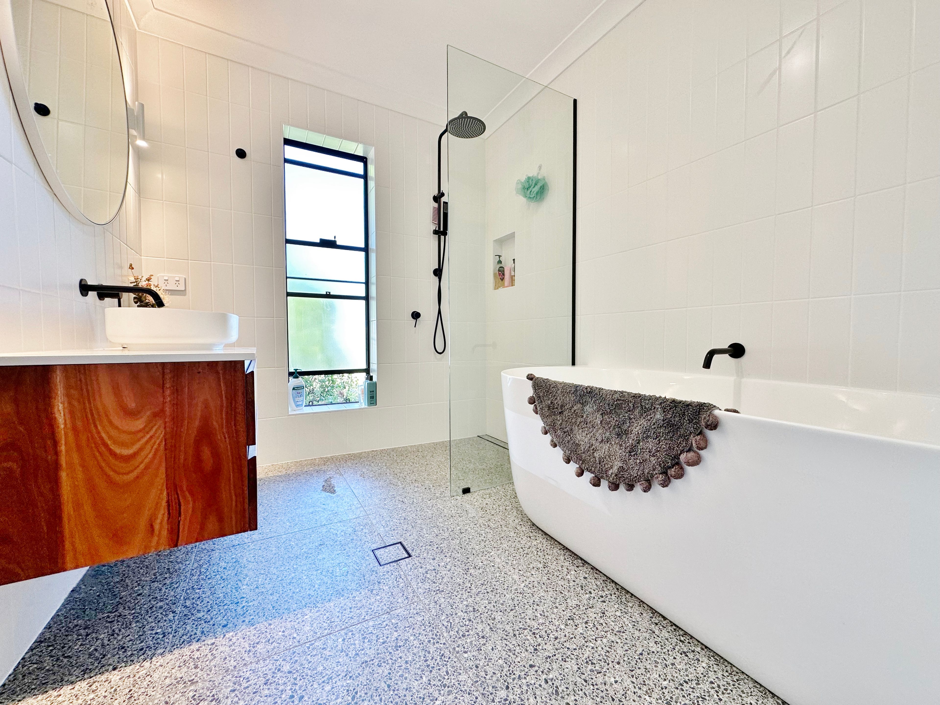 2 Tumbleton Street, Young NSW 2594, Young - Thumbnail 8