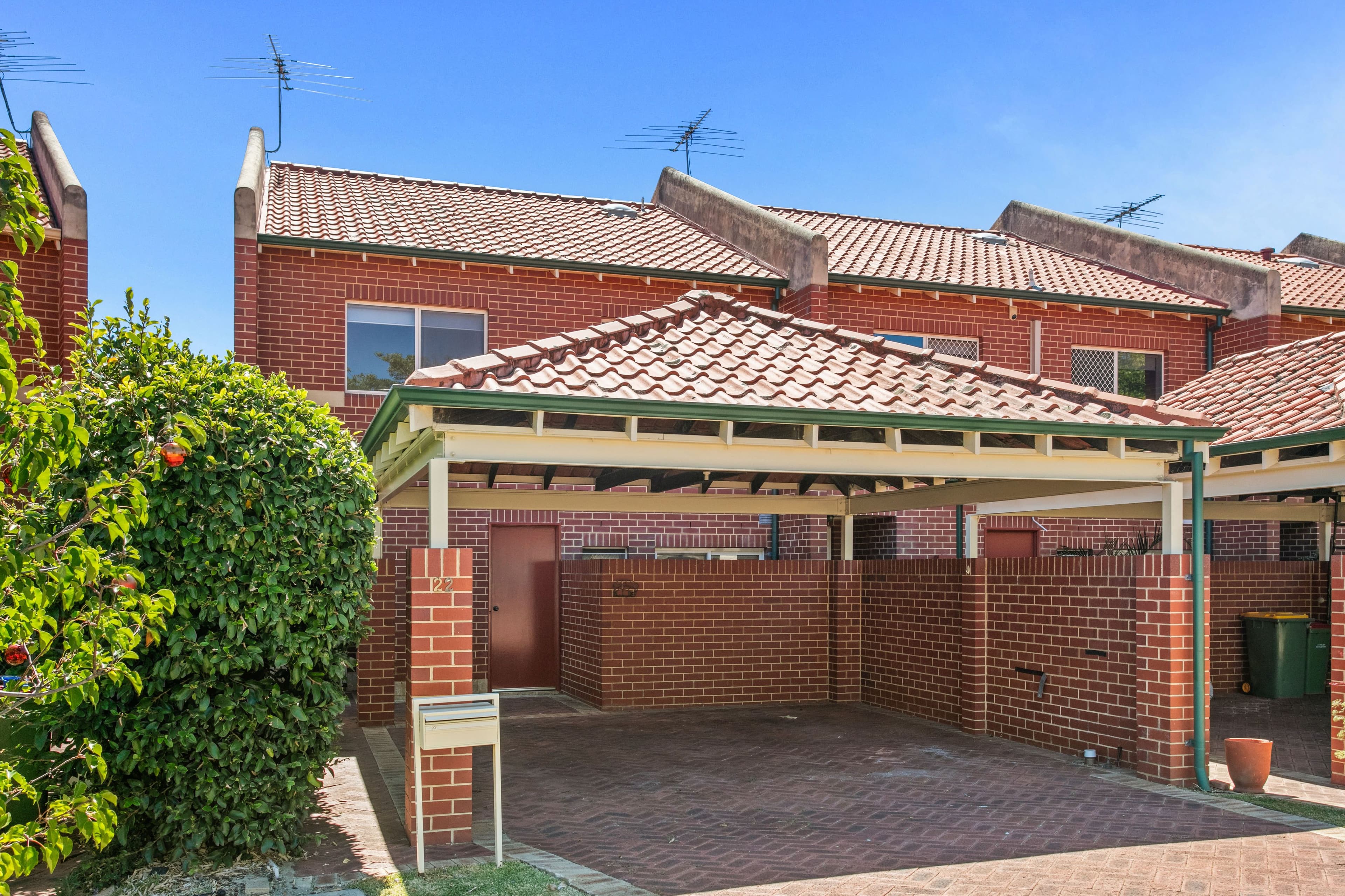22 Abbey Gardens, Mount Claremont WA 6010, Mount Claremont - Thumbnail 2