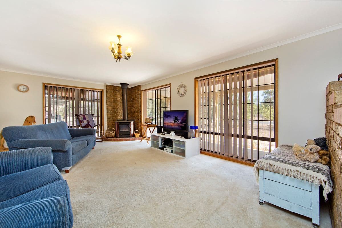 2 Fletcher Road, LEWISTON SA 5501, Lewiston - Thumbnail 3