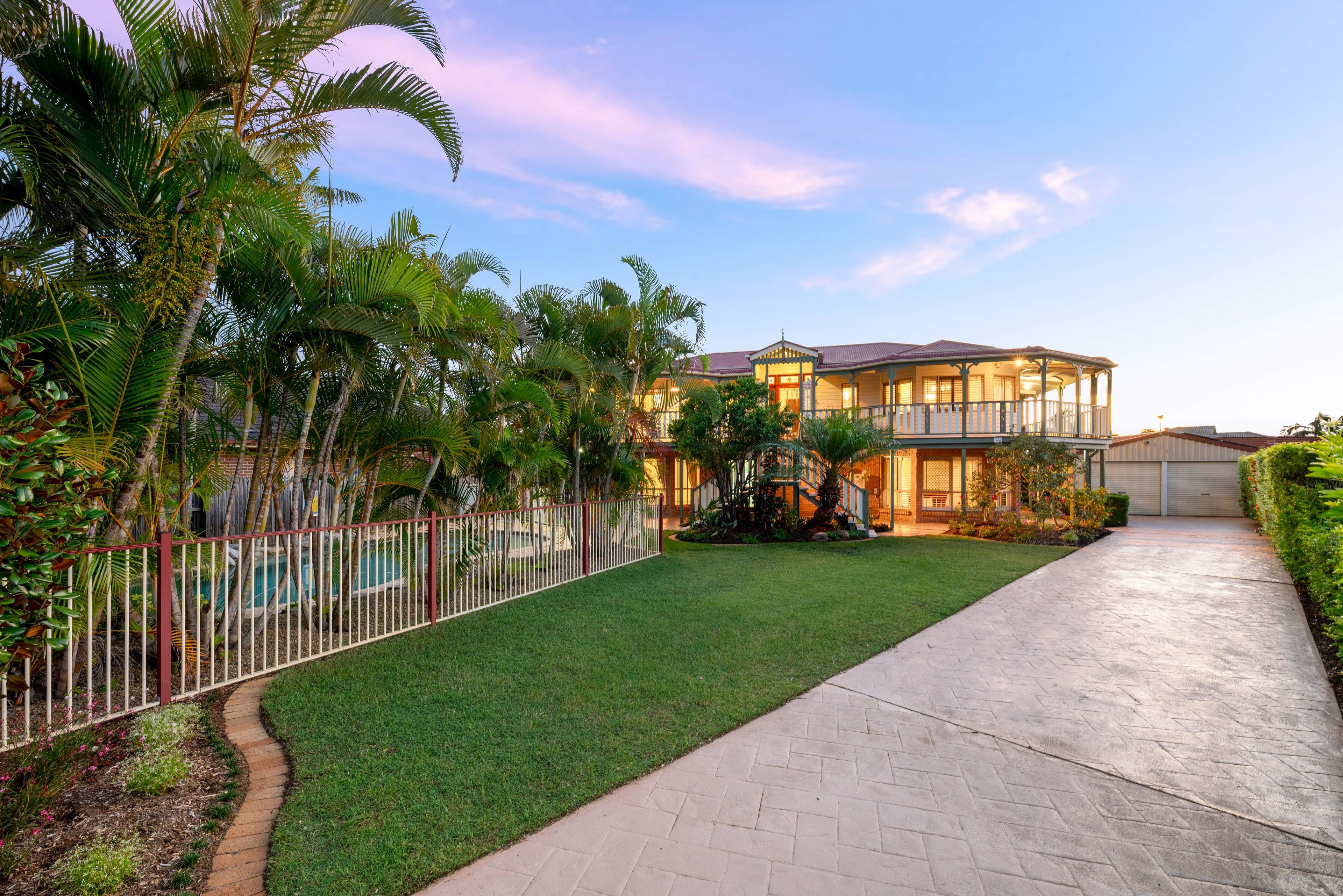 42 Regency Place, Carindale QLD 4152, Carindale - Thumbnail 2