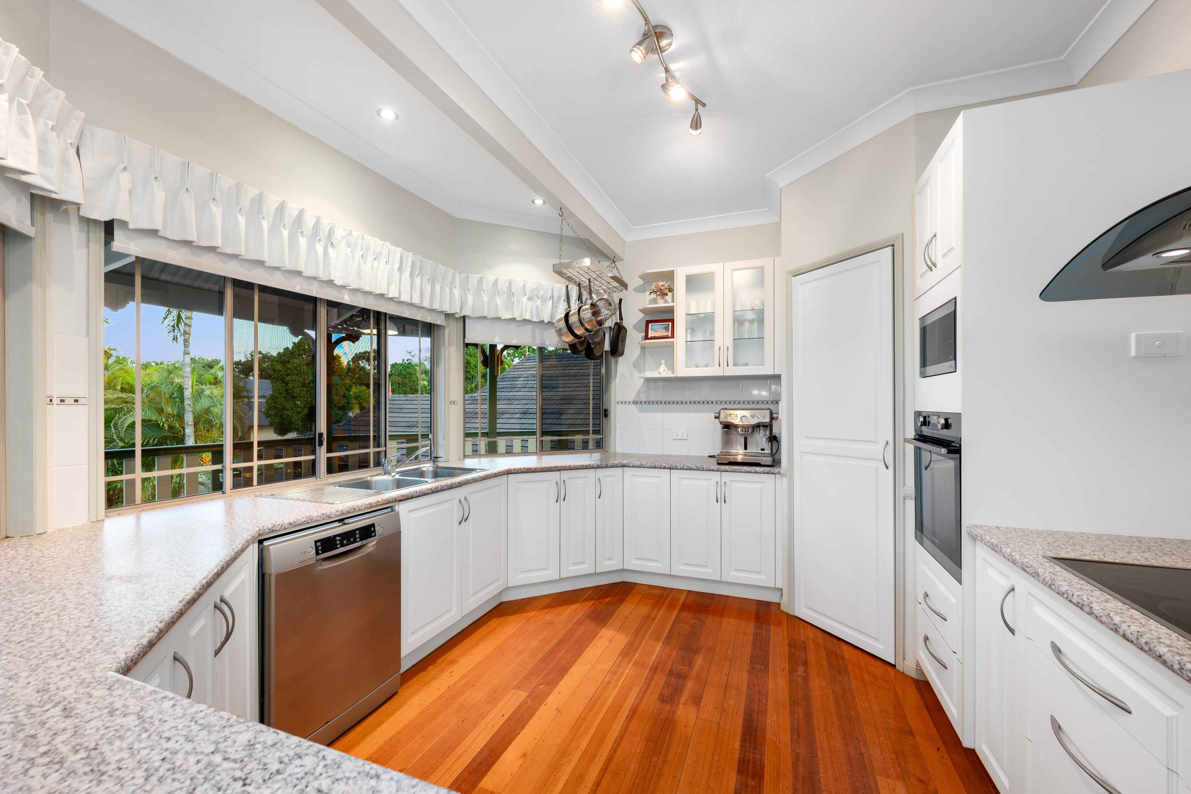 42 Regency Place, Carindale QLD 4152, Carindale - Thumbnail 7