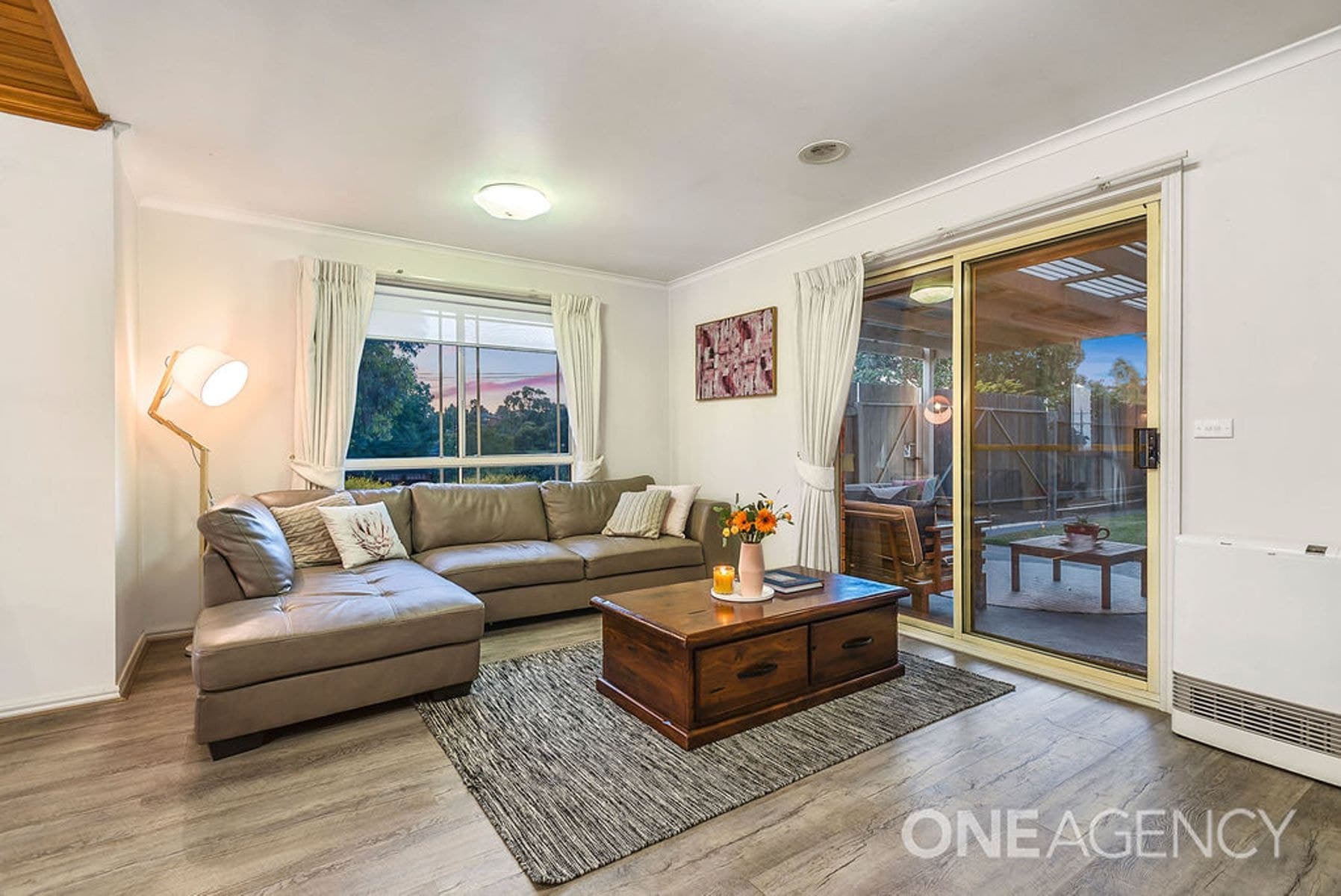 1 Baker Rise, Sunbury, Sunbury - Thumbnail 8