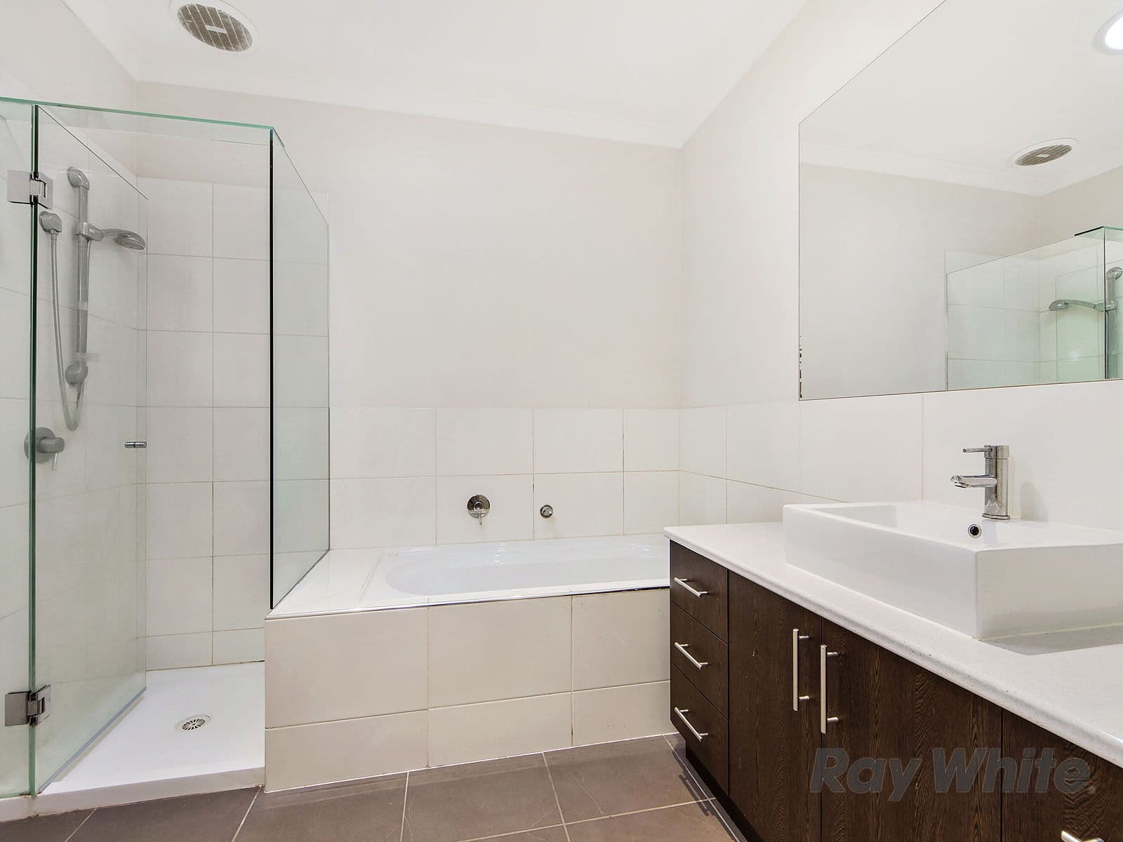 282 Furlong Road, St Albans VIC 3021, St Albans - Thumbnail 4