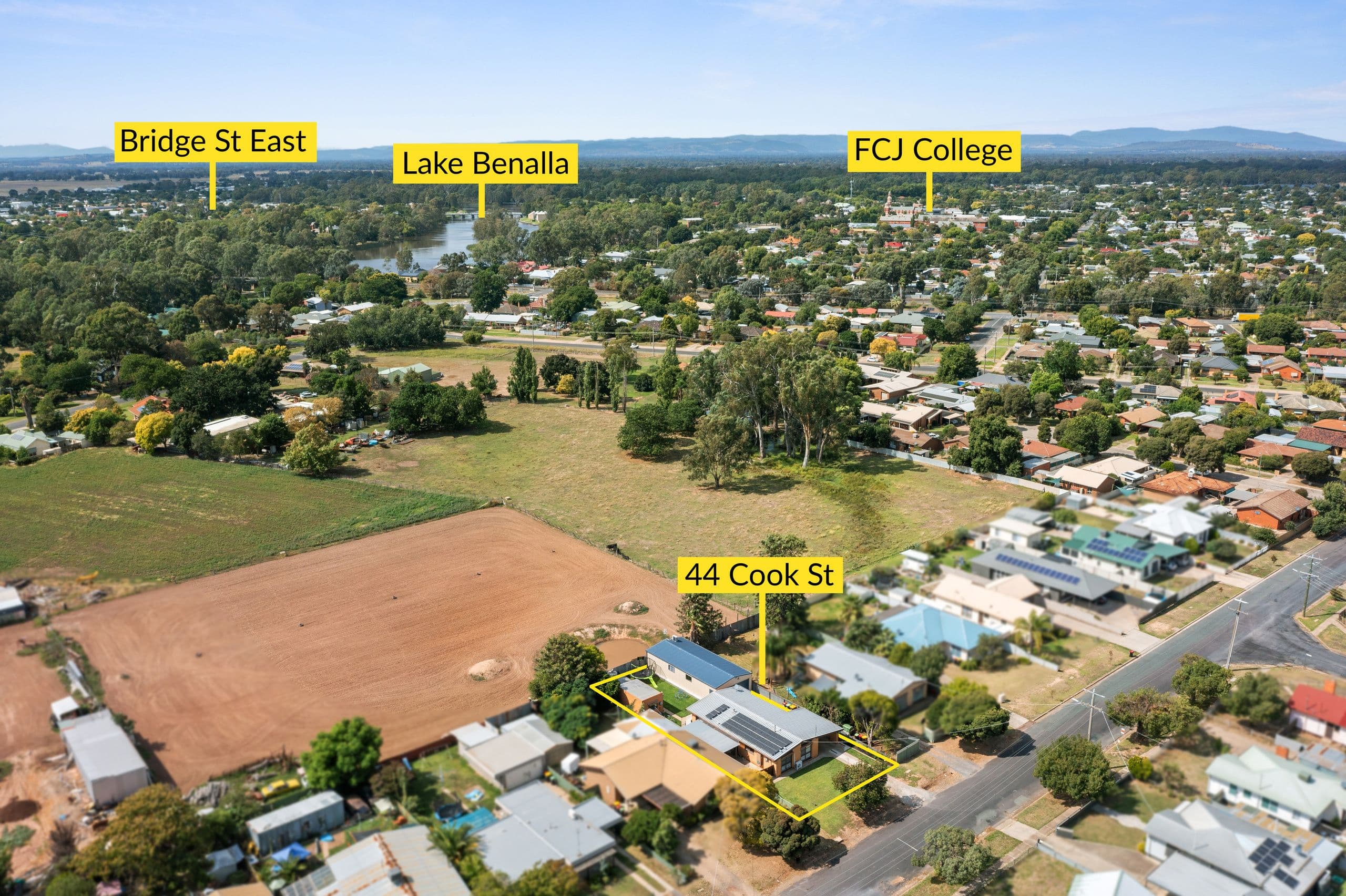 44 Cook Street, Benalla VIC 3672, Benalla - Thumbnail 3