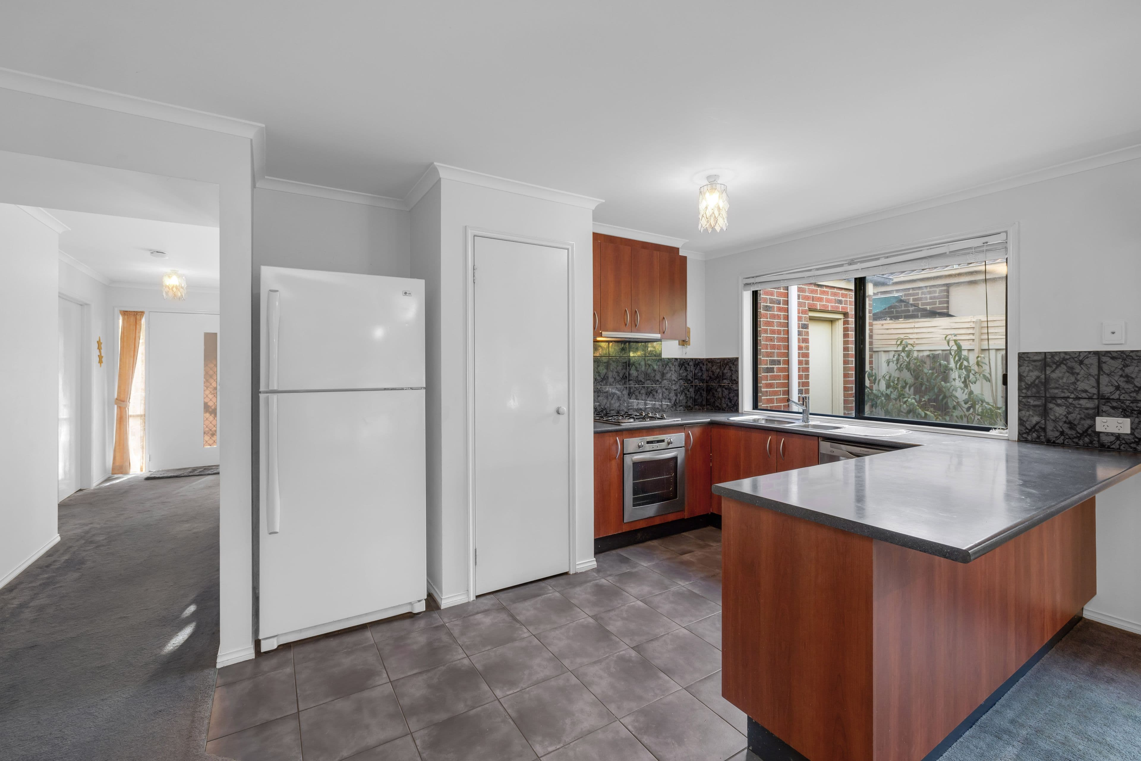 15 Tyrell Place, Pakenham VIC 3810, Pakenham - Thumbnail 3