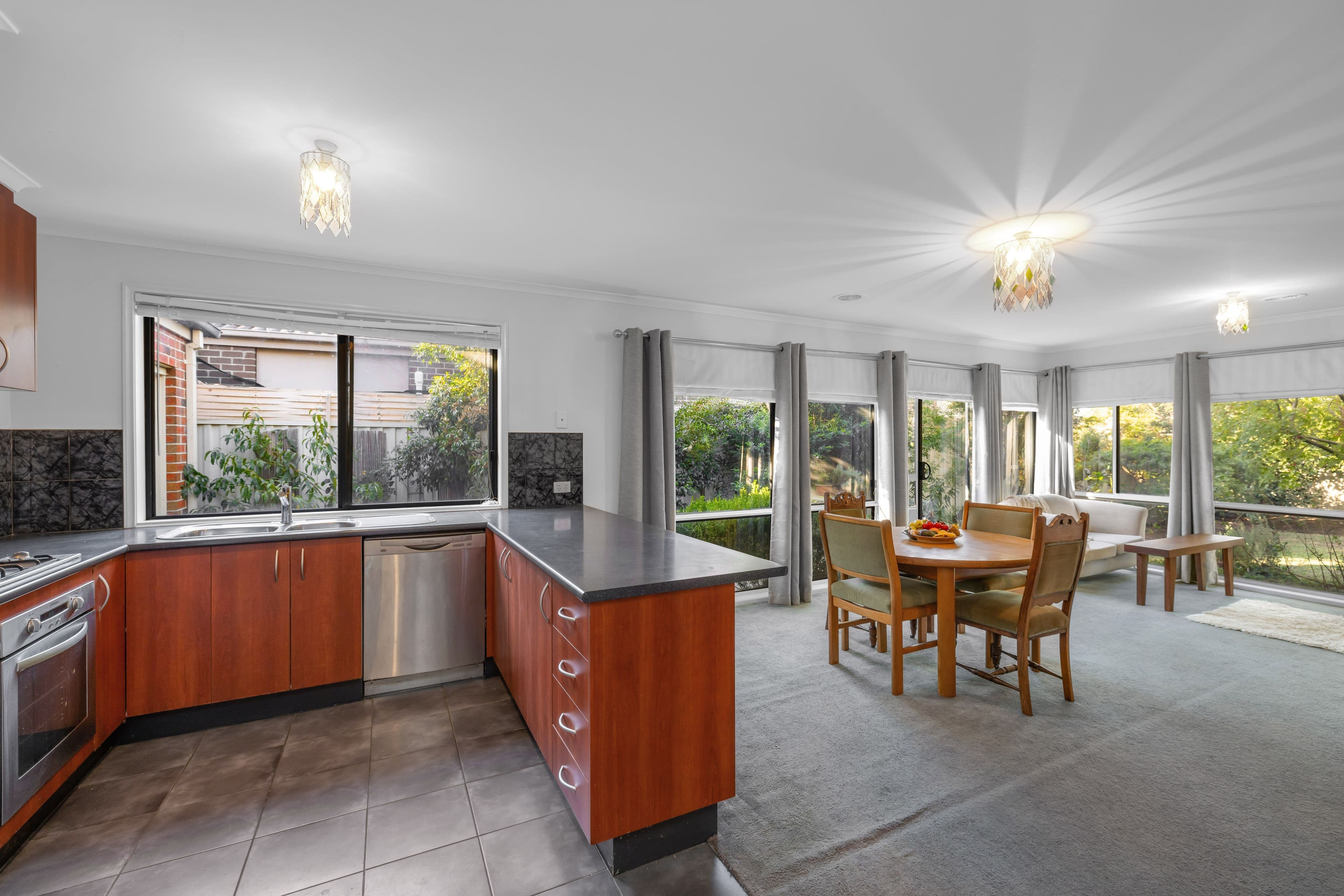 15 Tyrell Place, Pakenham VIC 3810, Pakenham - Thumbnail 4