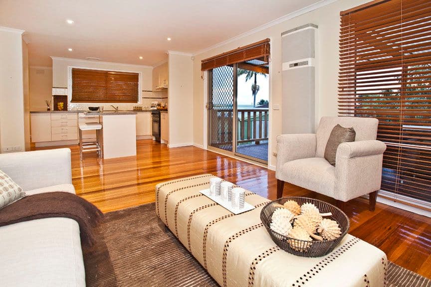 14 Julius Crescent, NOBLE PARK NORTH VIC 3174, Noble Park North - Thumbnail 2