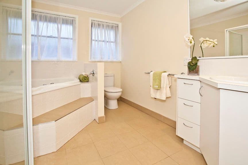 14 Julius Crescent, NOBLE PARK NORTH VIC 3174, Noble Park North - Thumbnail 7