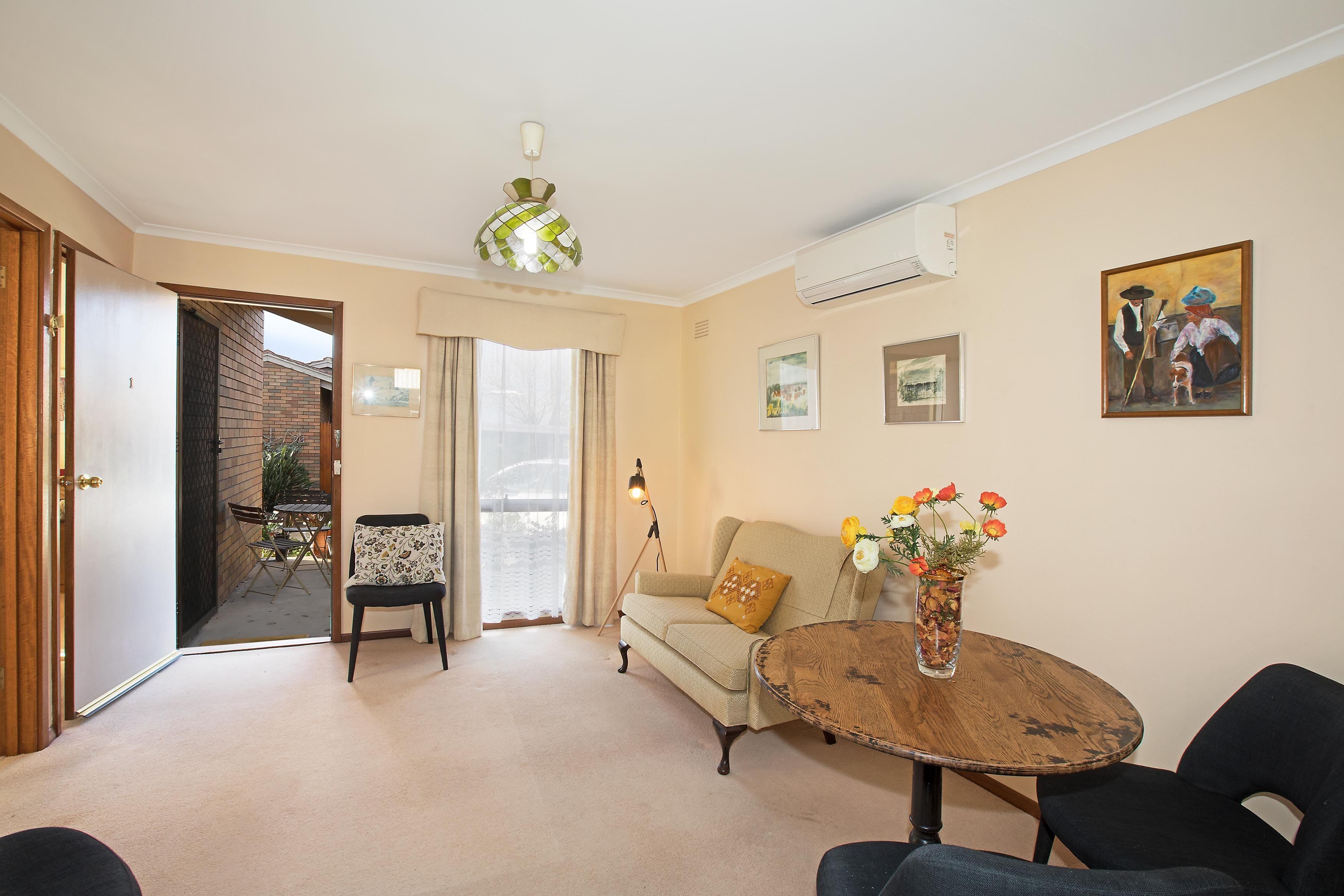 143 South Valley Road, Highton VIC 3216, Highton - Thumbnail 2