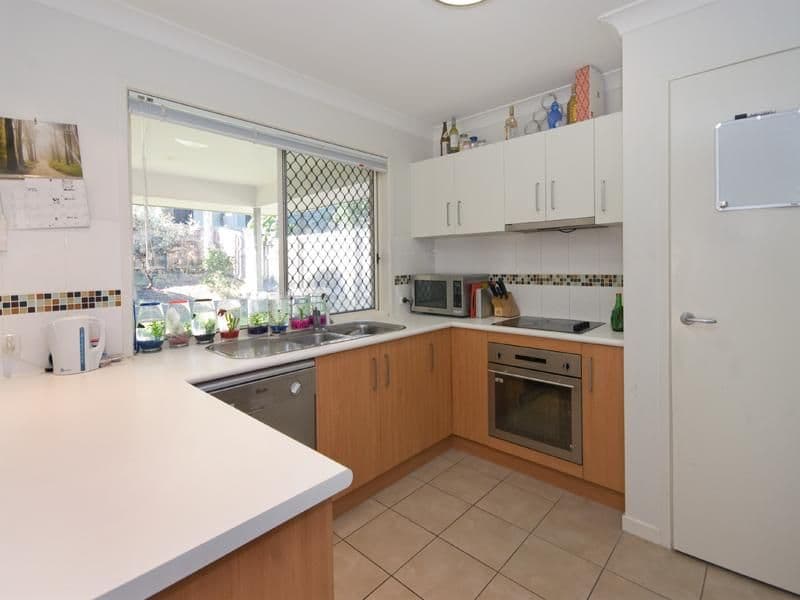 4 Plymouth Place, CALAMVALE QLD 4116, Calamvale - Thumbnail 4