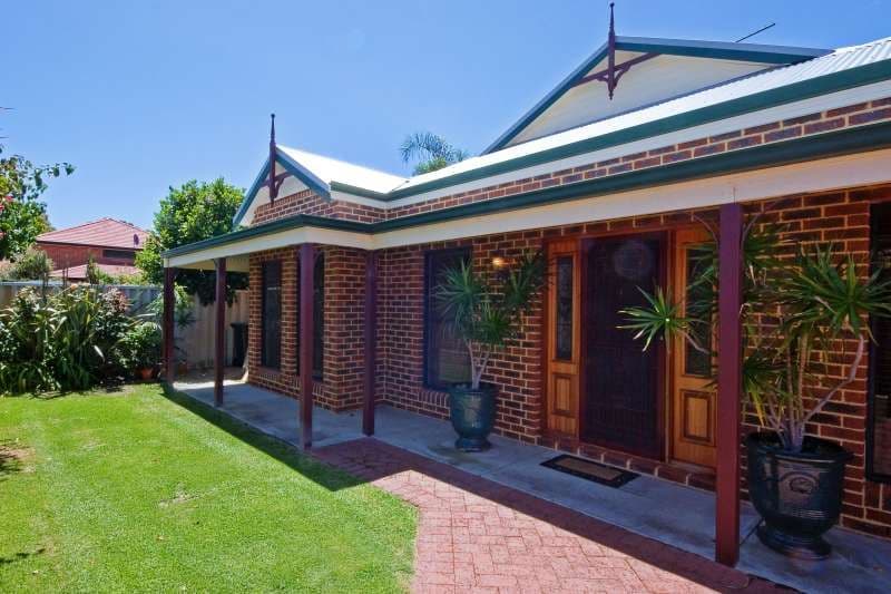 11/8 Paradise Parade, Paradise Point, QLD, 4216, Paradise Point - Image 1