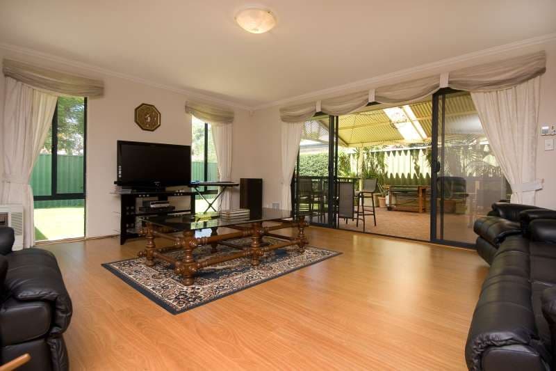 11/8 Paradise Parade, Paradise Point, QLD, 4216, Paradise Point - Thumbnail 2