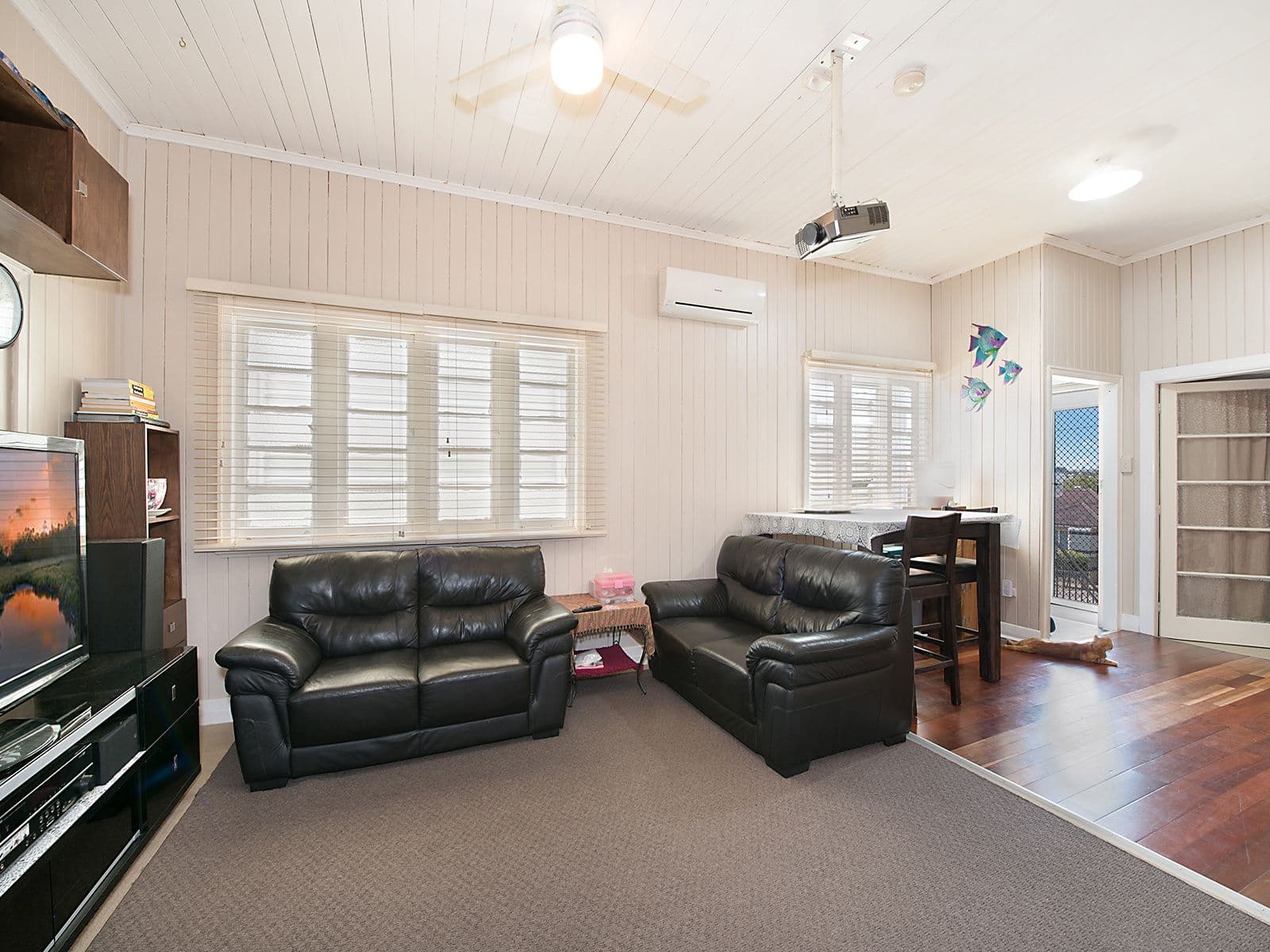 43 Thirteenth Avenue, Kedron QLD 4031, Kedron - Thumbnail 2