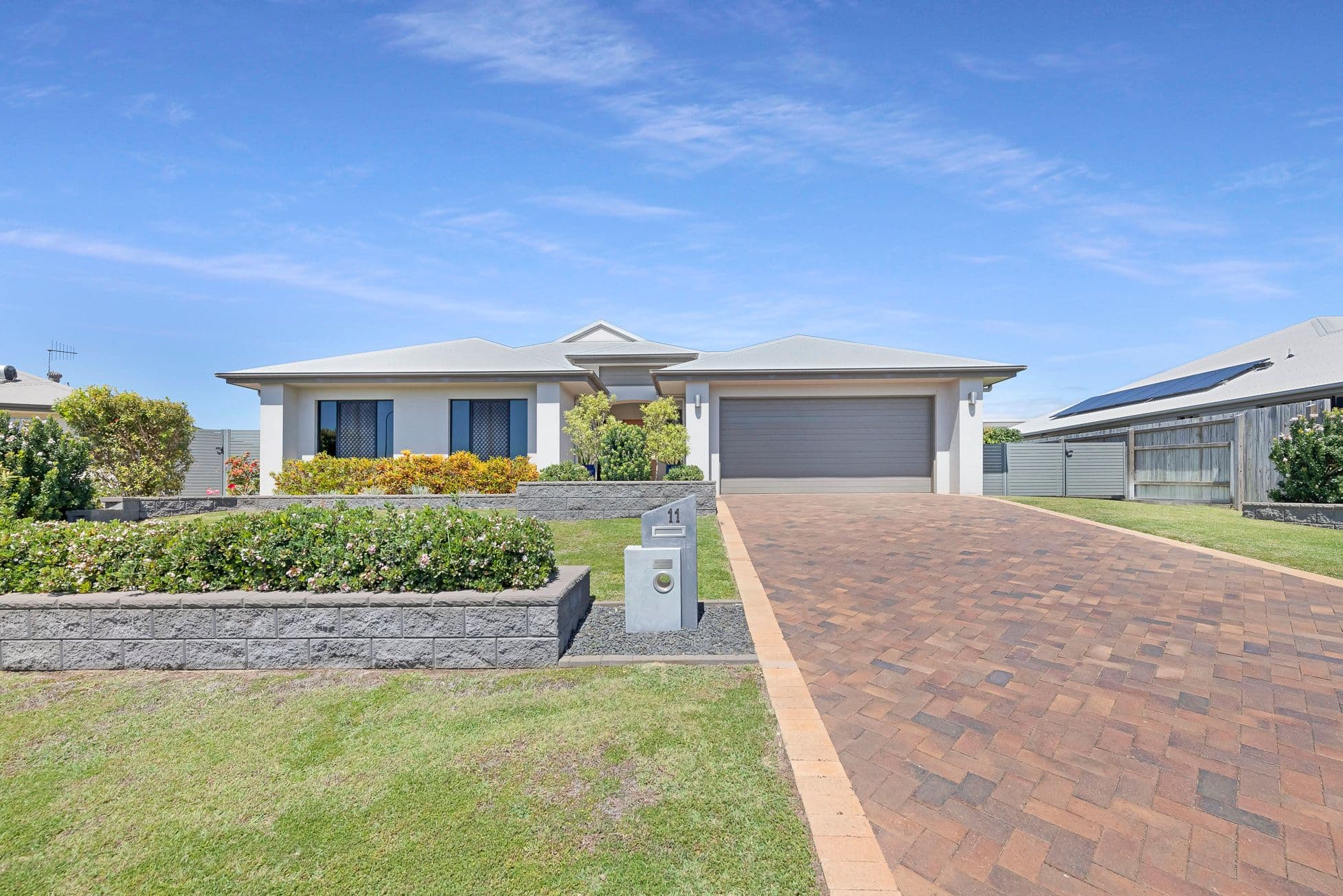 11 Leon Place, Coral Cove QLD 4670, Coral Cove - Image 1