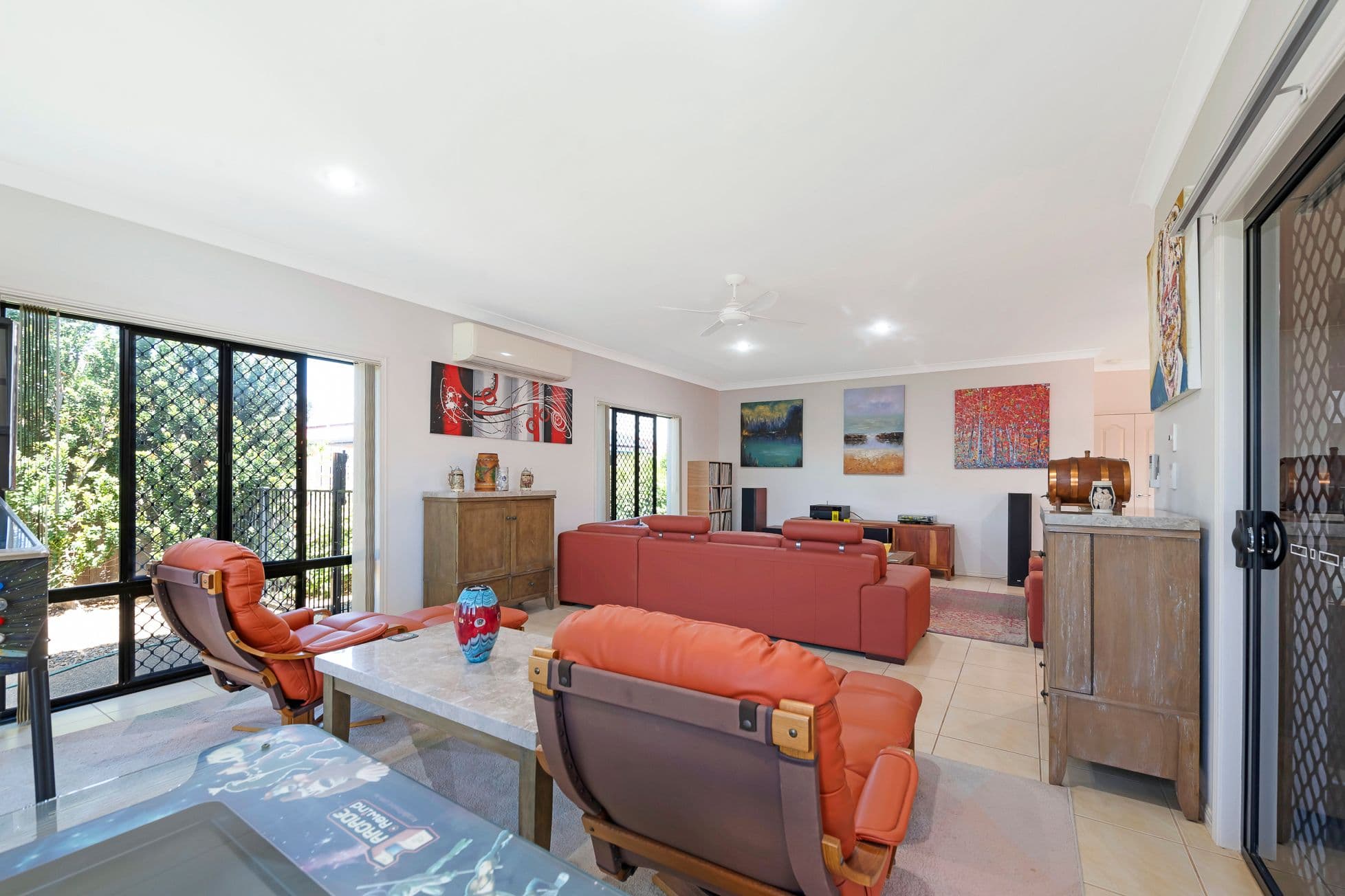 11 Leon Place, Coral Cove QLD 4670, Coral Cove - Thumbnail 7