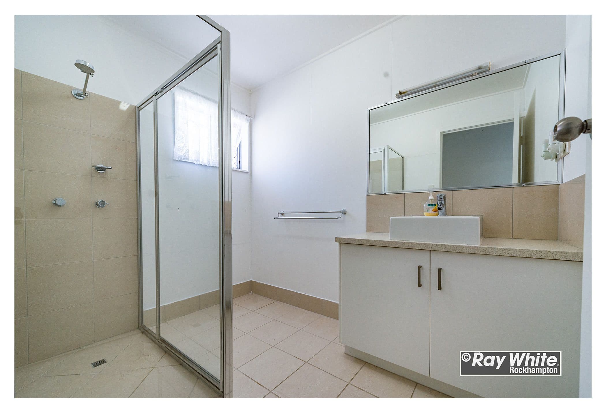 7 Brake Avenue, Frenchville QLD 4701, Frenchville - Thumbnail 4