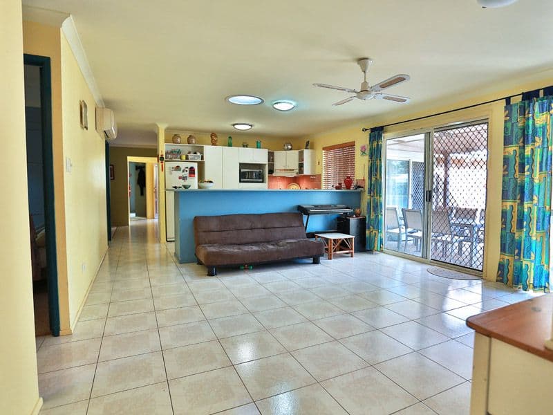 5 Yellowjack Crescent, ALBANY CREEK QLD 4035, Albany Creek - Thumbnail 6