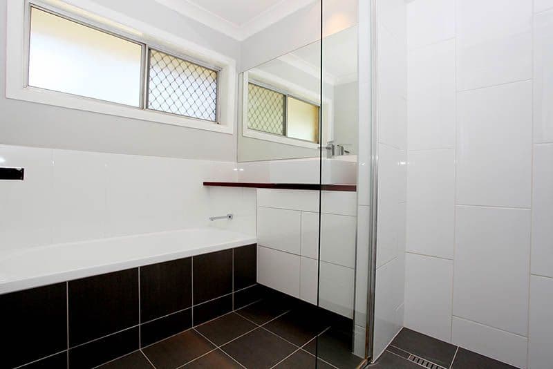 16 Woggle Street, JAMBOREE HEIGHTS QLD 4074, Jamboree Heights - Thumbnail 8