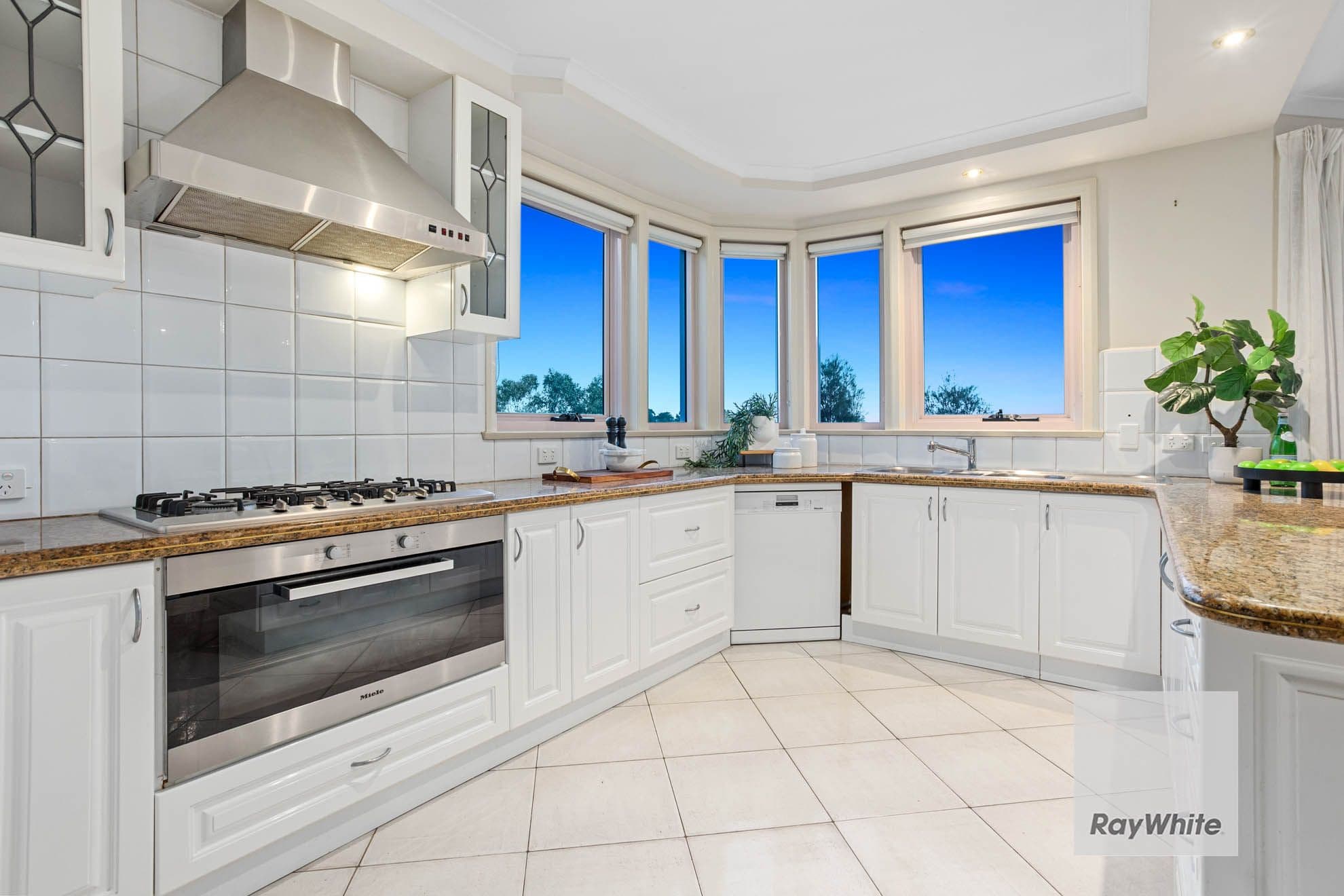 79 Burrowye Crescent, Keilor VIC 3036, Keilor - Thumbnail 2
