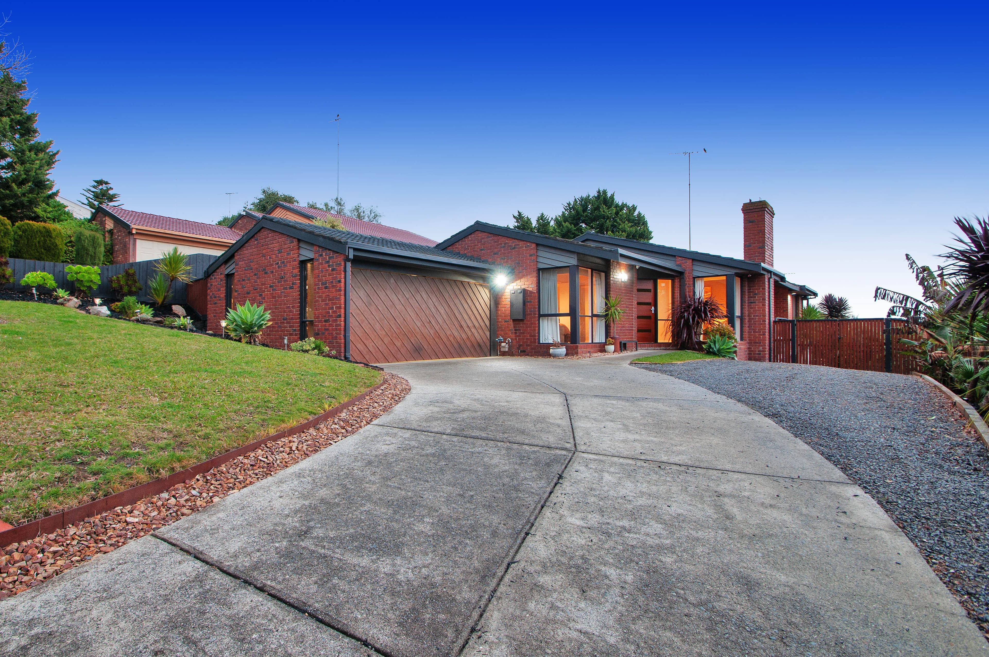 13 Highleigh Court, Mooroolbark VIC 3138, Mooroolbark - Image 1
