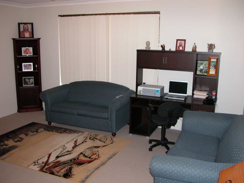 42  Willmott Drive, COOLOONGUP WA 6168, Cooloongup - Thumbnail 3