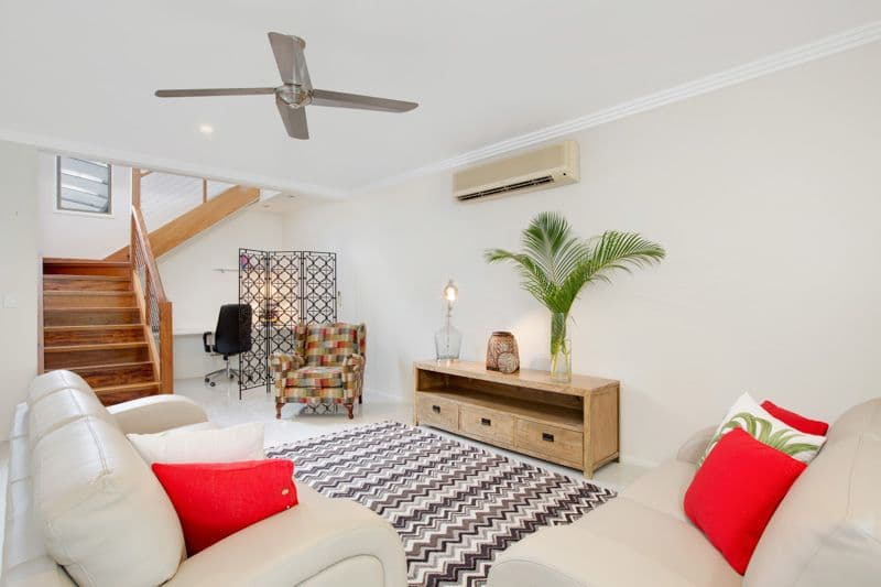 15 Curlewis Close, BRINSMEAD QLD 4870, Brinsmead - Thumbnail 3