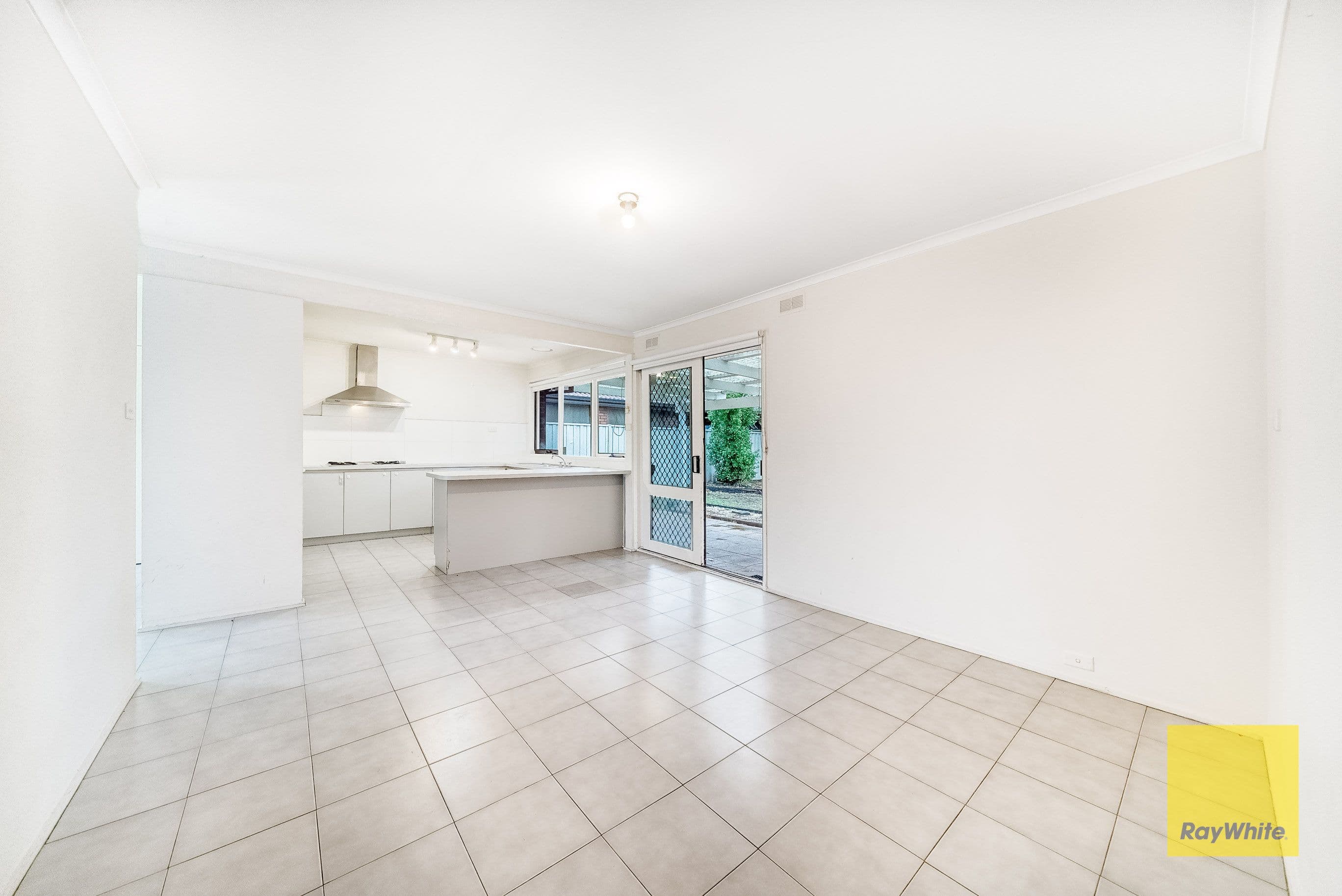 14 Vernon Court, Hoppers Crossing VIC 3029, Hoppers Crossing - Thumbnail 5