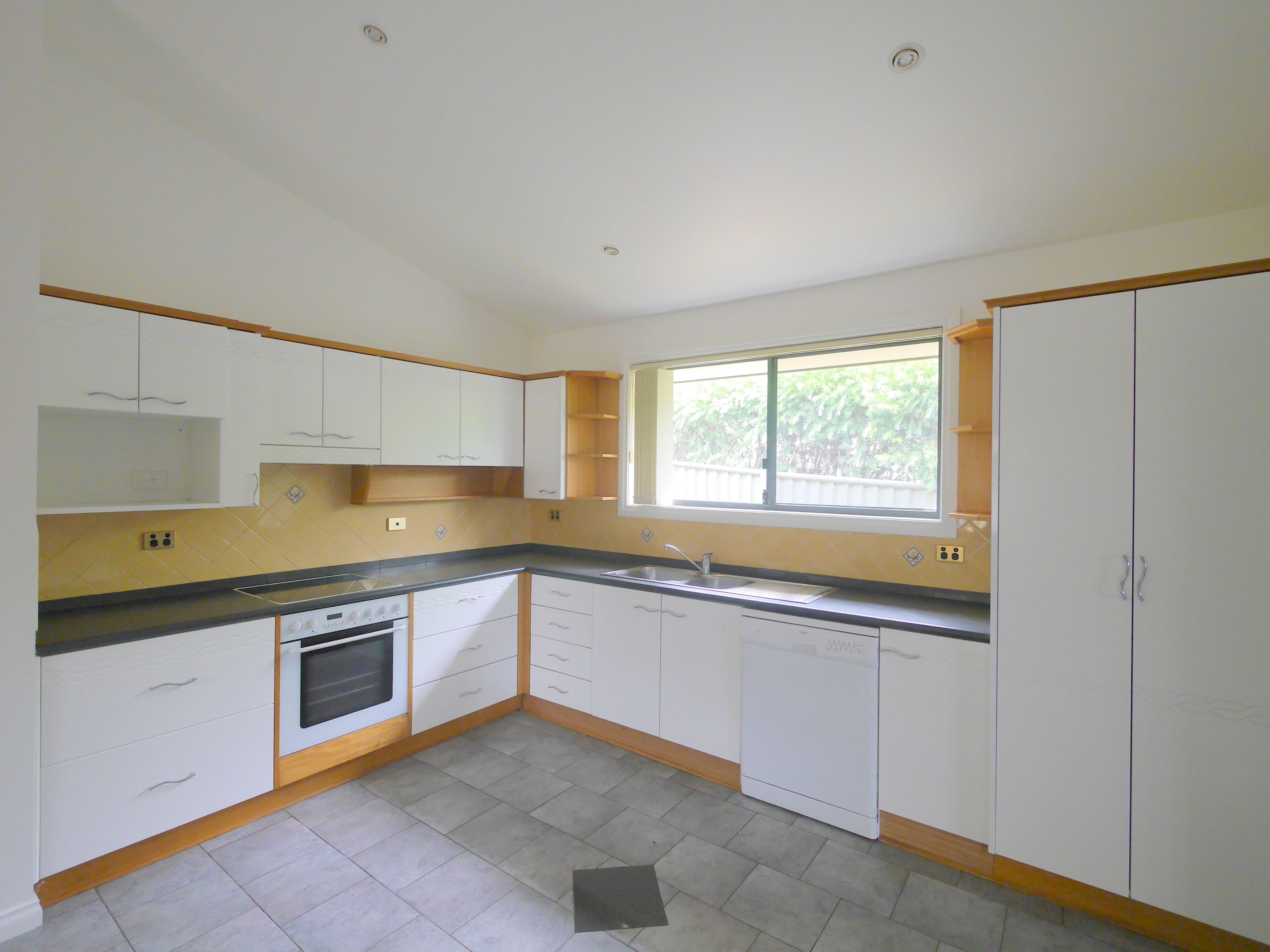 23 London Drive, Cowra - Thumbnail 5