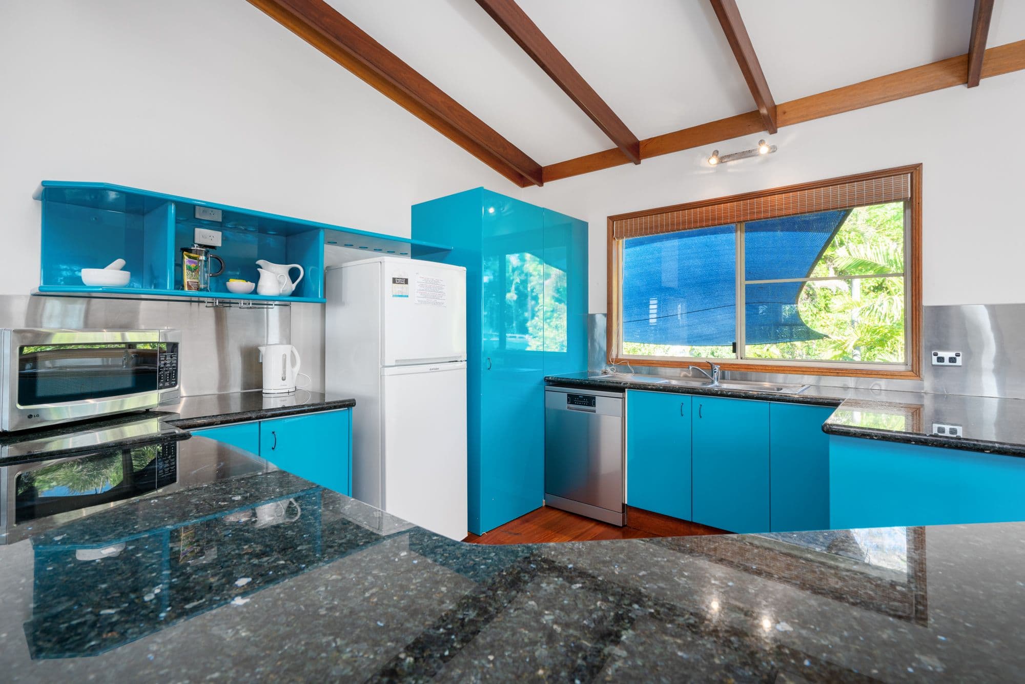 23 Mitchell Street, SOUTH MISSION QLD 4852, South Mission Beach - Thumbnail 3