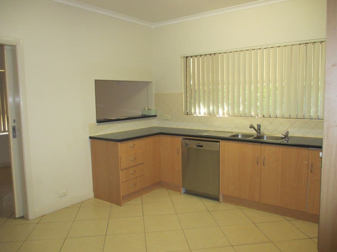 122 Chloride Street, BROKEN HILL NSW 2880, Broken Hill - Thumbnail 2