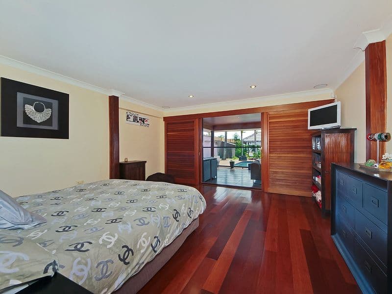15 Saywell Street, SORRENTO QLD 4217, Sorrento - Thumbnail 6