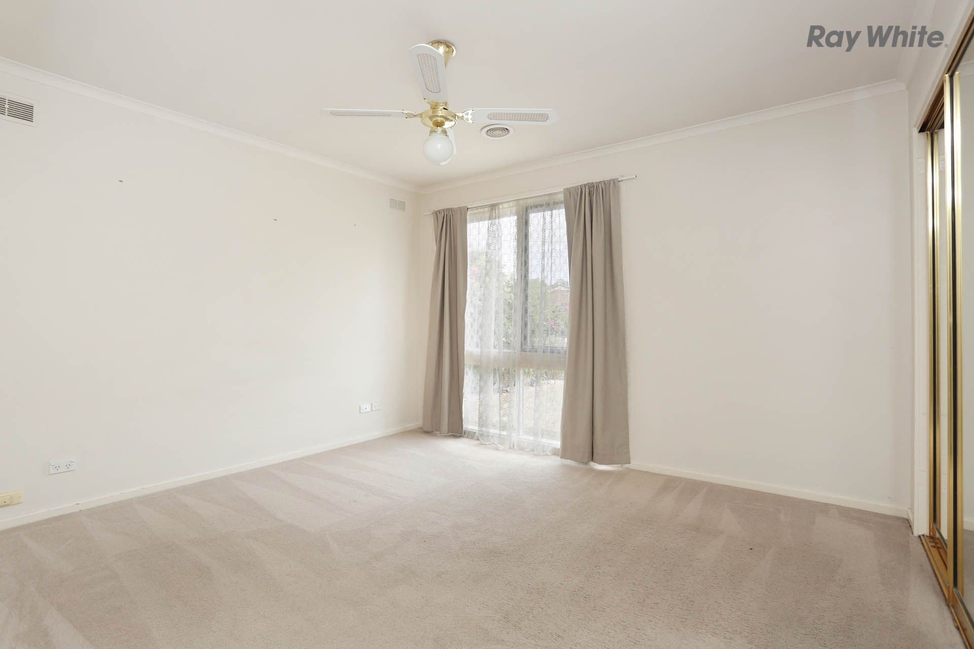 1 Grevillia Court, Altona Meadows VIC 3028, Altona Meadows - Thumbnail 4