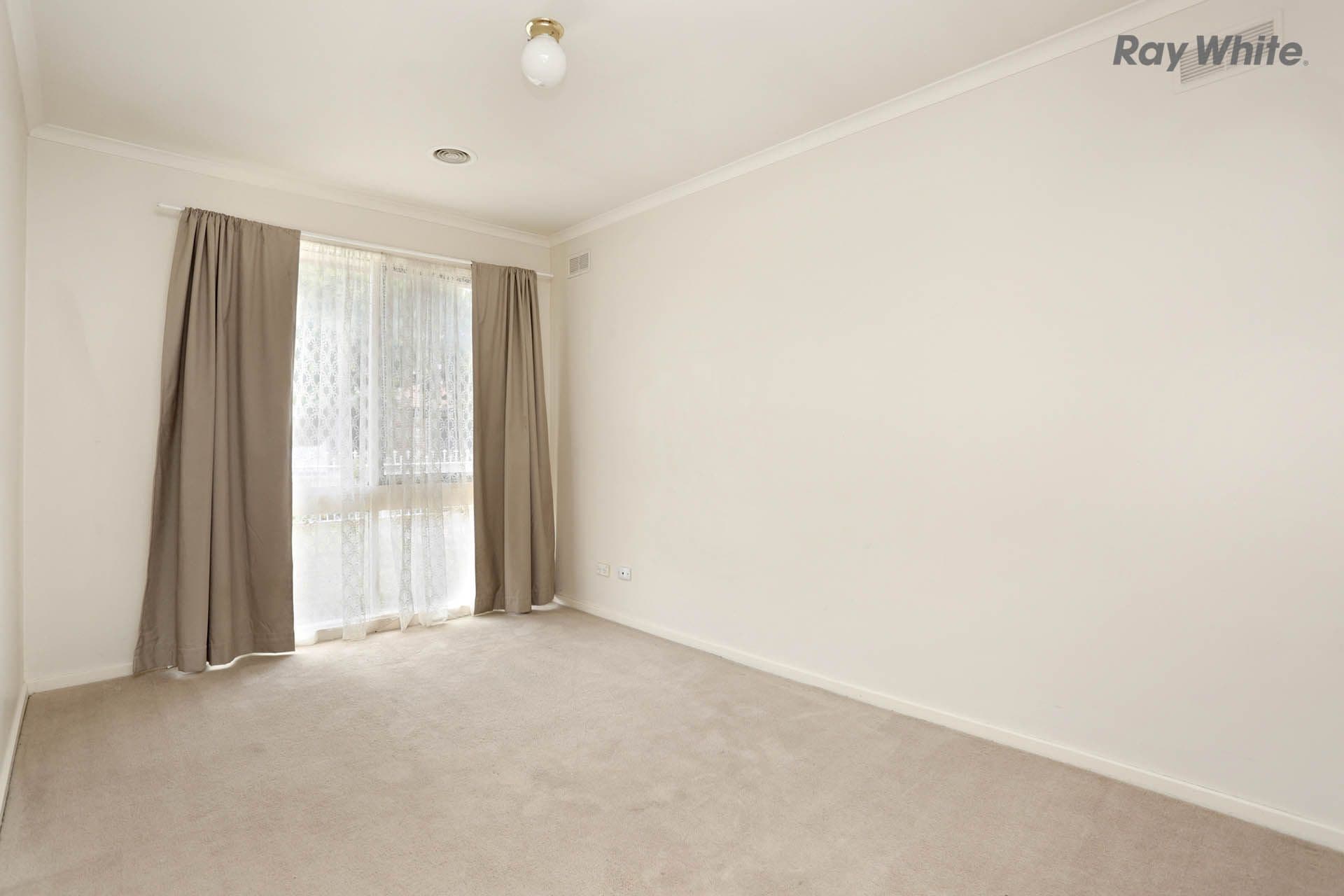 1 Grevillia Court, Altona Meadows VIC 3028, Altona Meadows - Thumbnail 6
