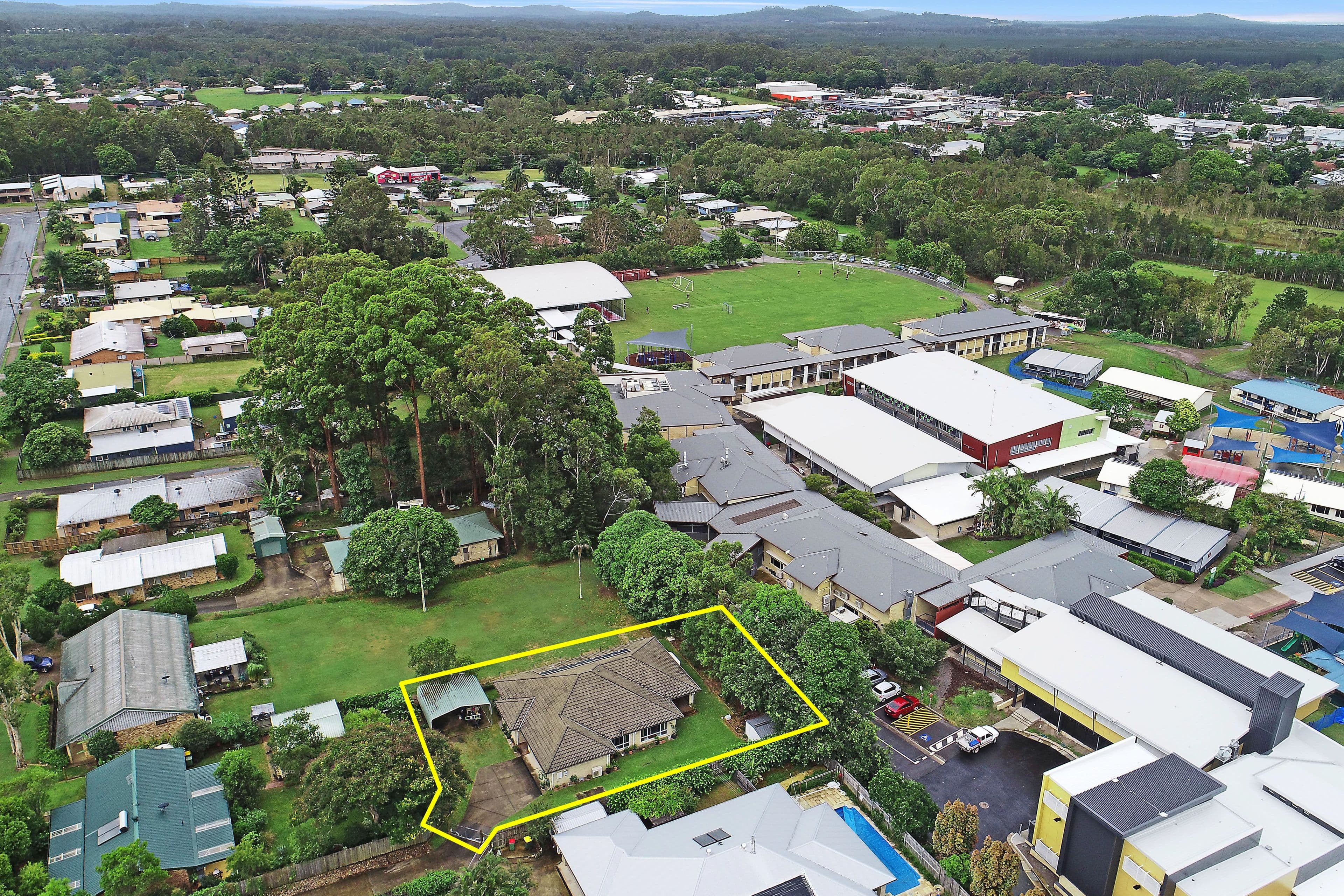 21 Nichols Avenue, Beerwah QLD 4519, Beerwah - Image 1