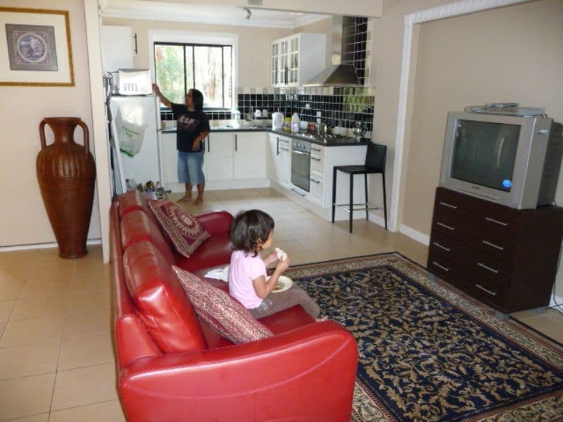 27 Allamanda Avenue, RUSSELL ISLAND QLD 4184, Russell Island - Thumbnail 3