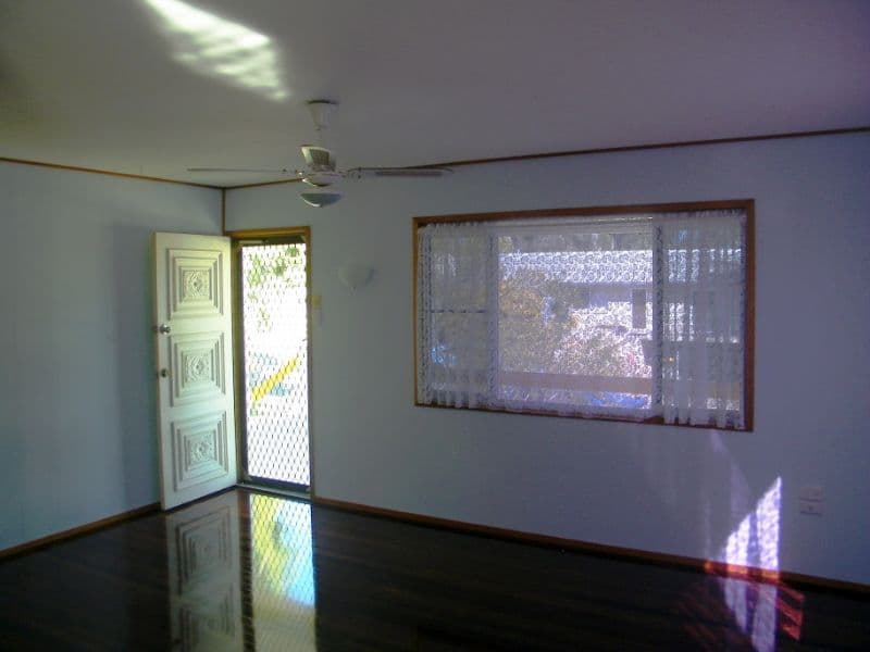 15 Schafer Street, CLINTON QLD 4680, Clinton - Thumbnail 3