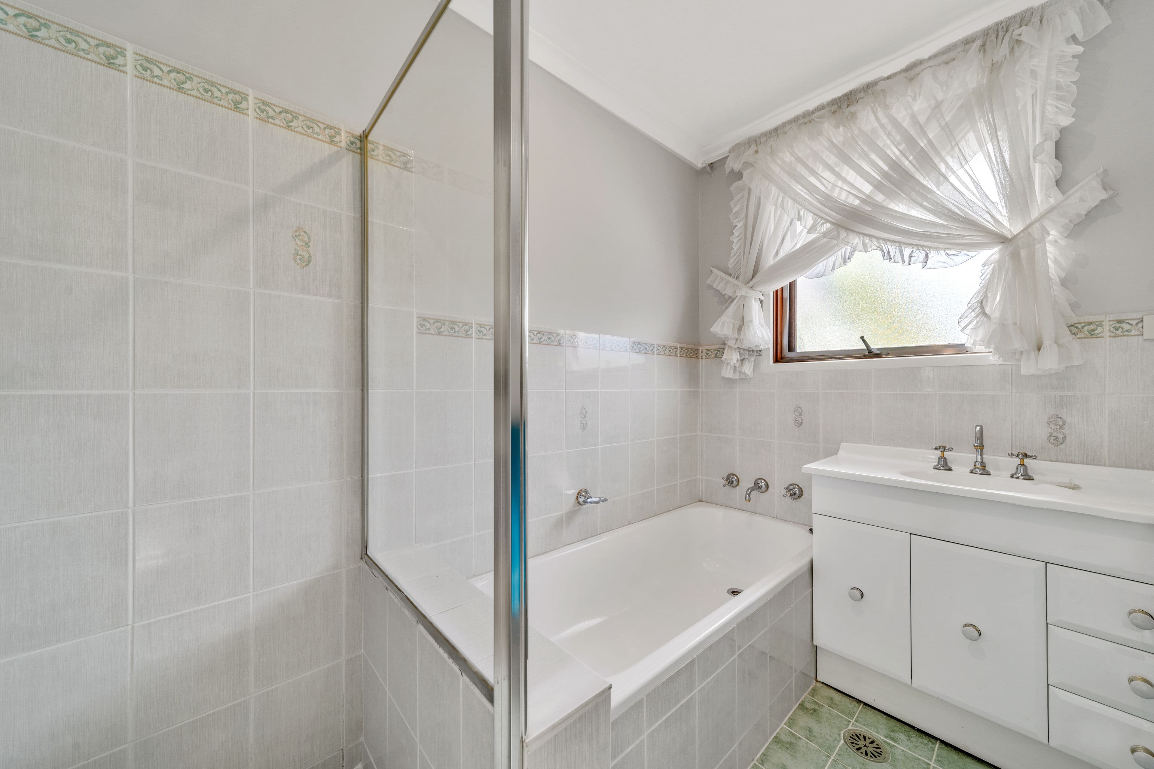 13 Bandjalong Crescent, Aranda ACT 2614, Aranda - Thumbnail 7